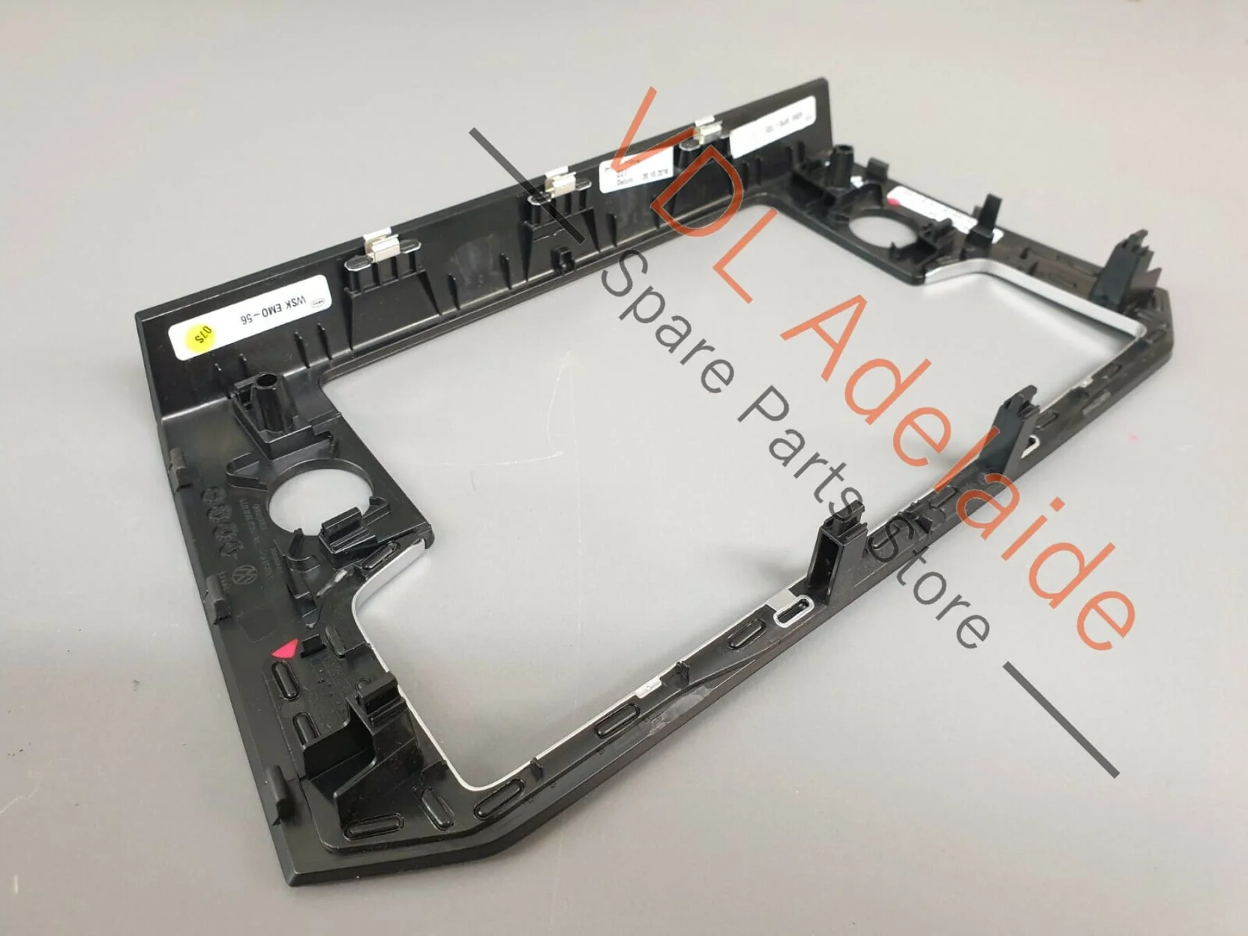 VW Passat R B8 3G Head Unit Screen Surround Dash Centre Trim 3G2858069D PAT3 - Image 5