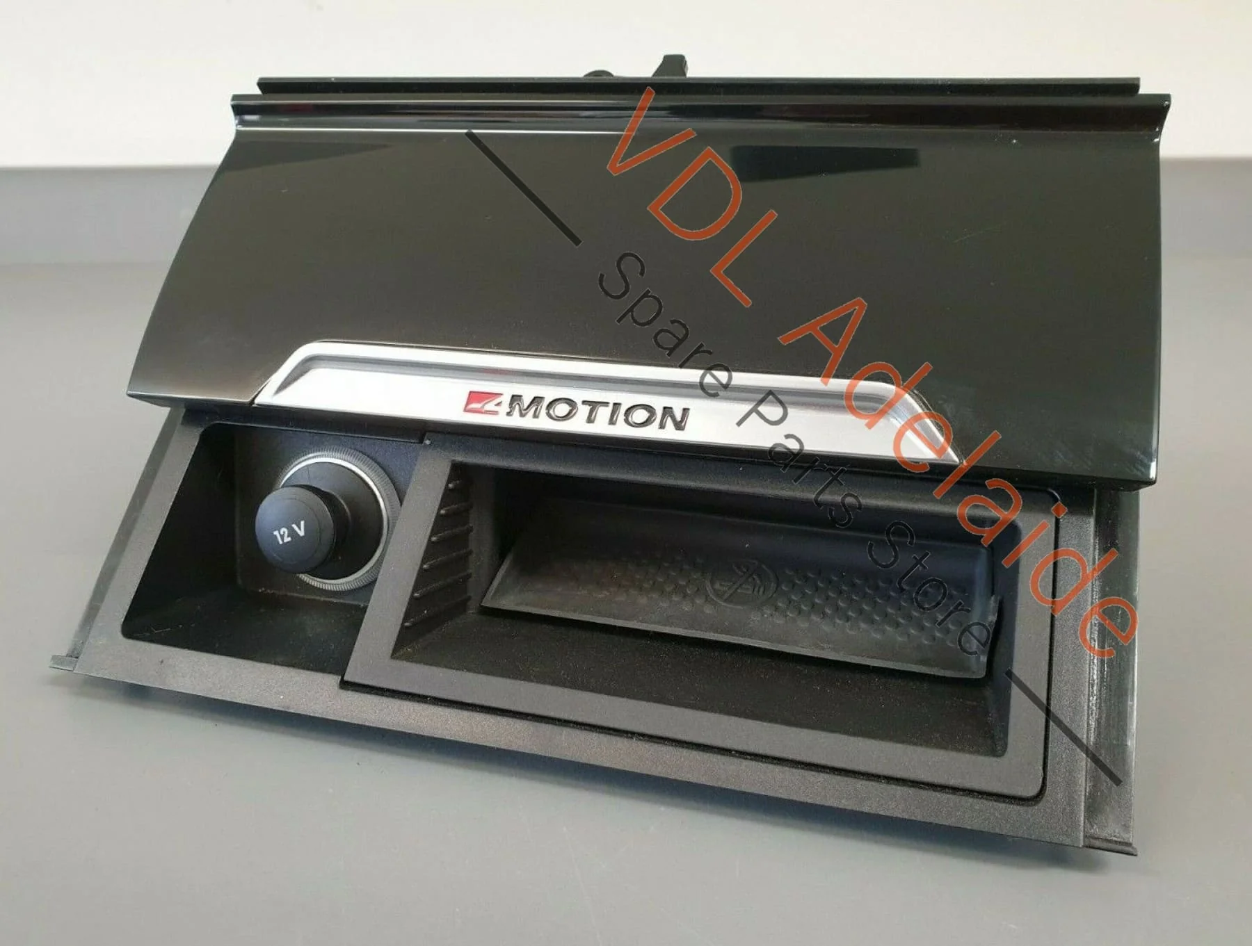 VW Passat R-Line B8 3G Centre Console Stowage Compartment Black 3G2863284A PAT3