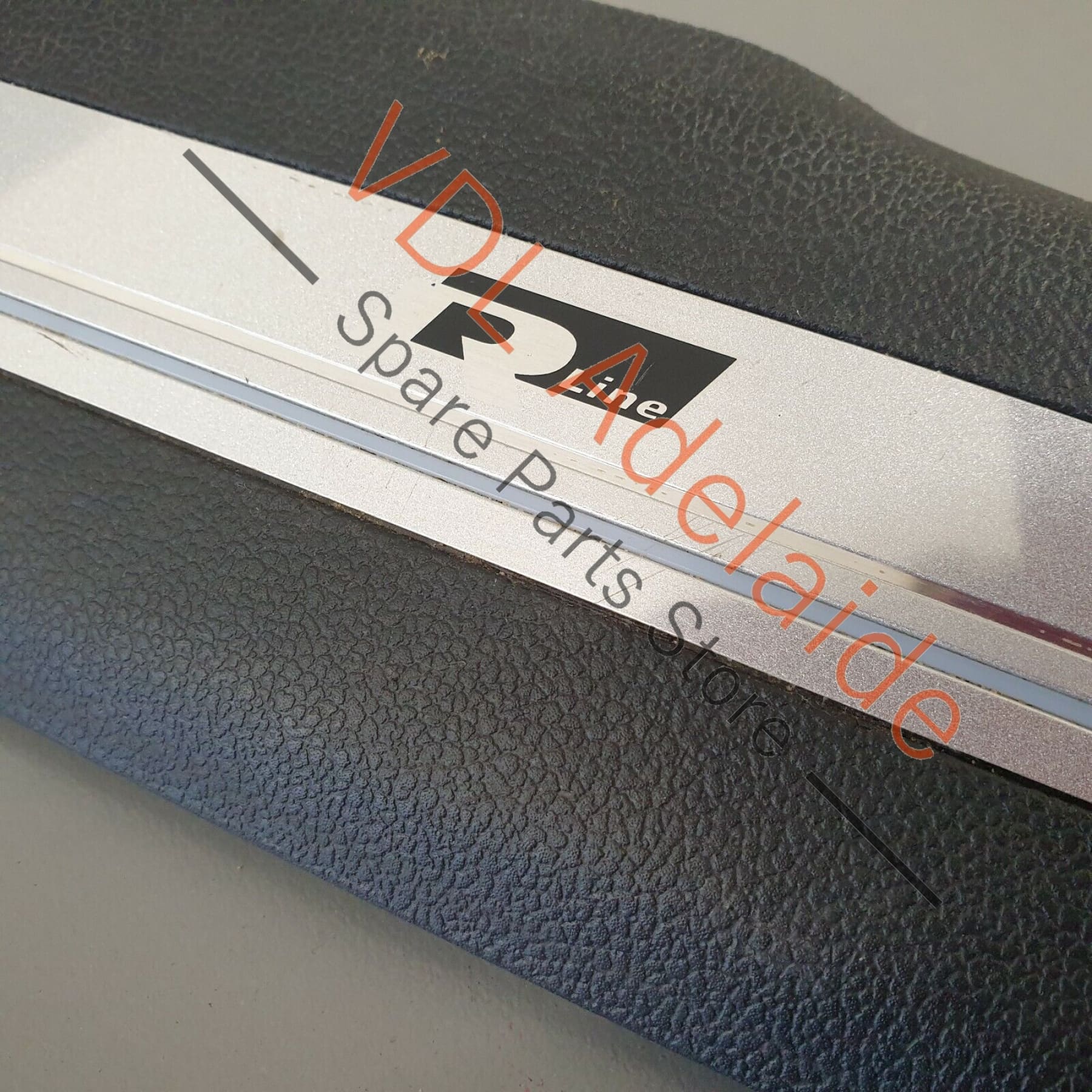 VW Tiguan R Mk2 5NA Allspace Front Right Door Sill Trim Strip 5NN853370 JES3 - Image 2