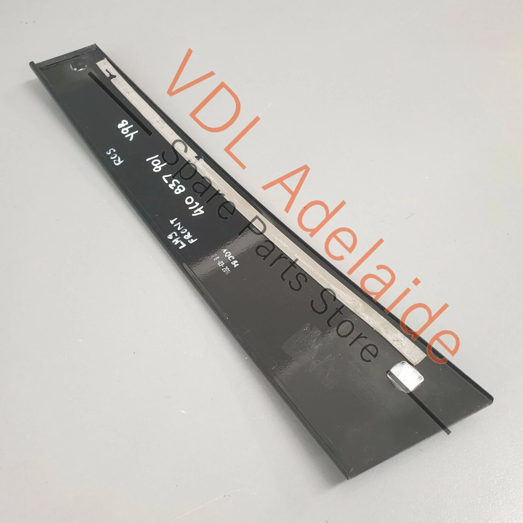 Audi Q7 4L Trim for Pillar B Brilliant Black Front Left 4L0837901 ROS - Image 6
