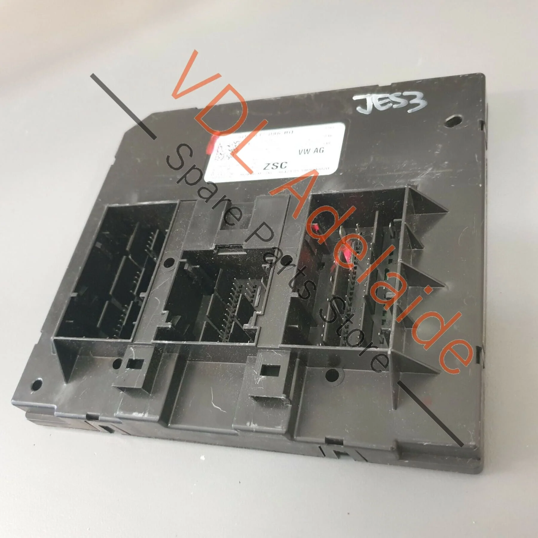 VW Tiguan R Mk2 5NA Allspace Onboard Supply Body Control Module BCM 5Q0937086BQ - Image 3