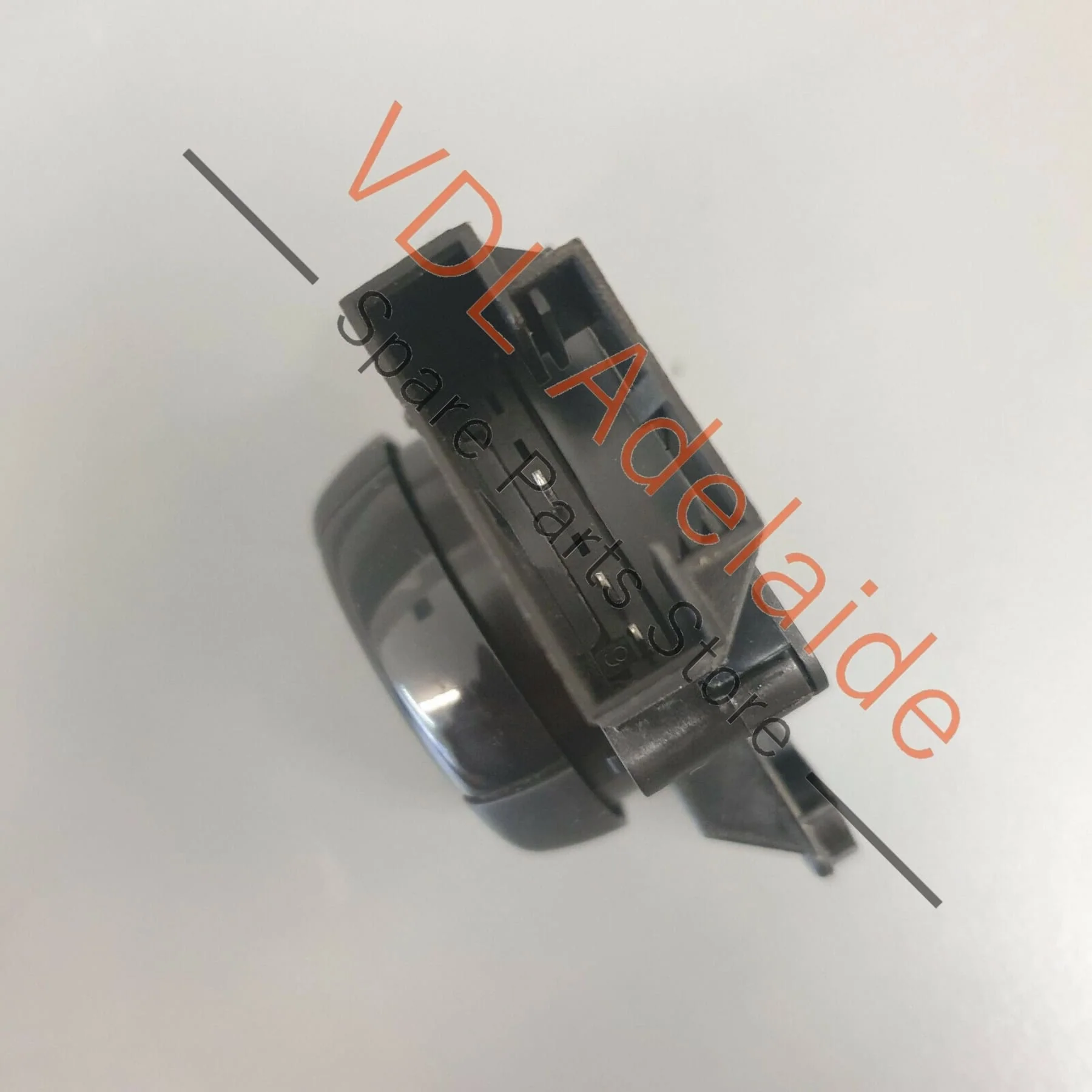 VW Tiguan R Mk2 5NA MQB Seat Switch for Lumbar Adjustment 5G0959777A - Image 5