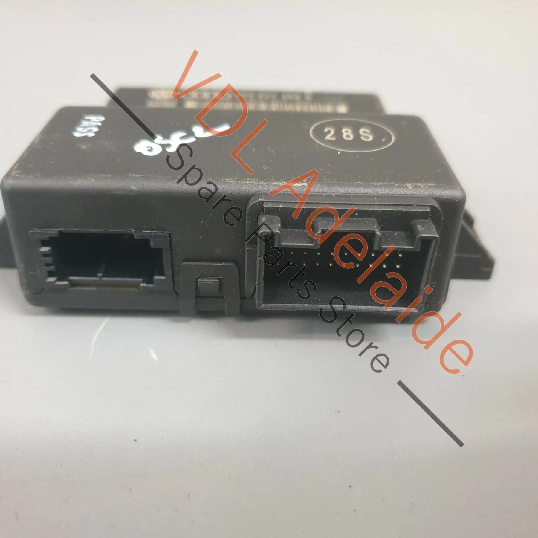 Audi SQ5 Q5 8R Central Diagnostic Diagnosis interface for Databus Gateway OSC2 - Image 2