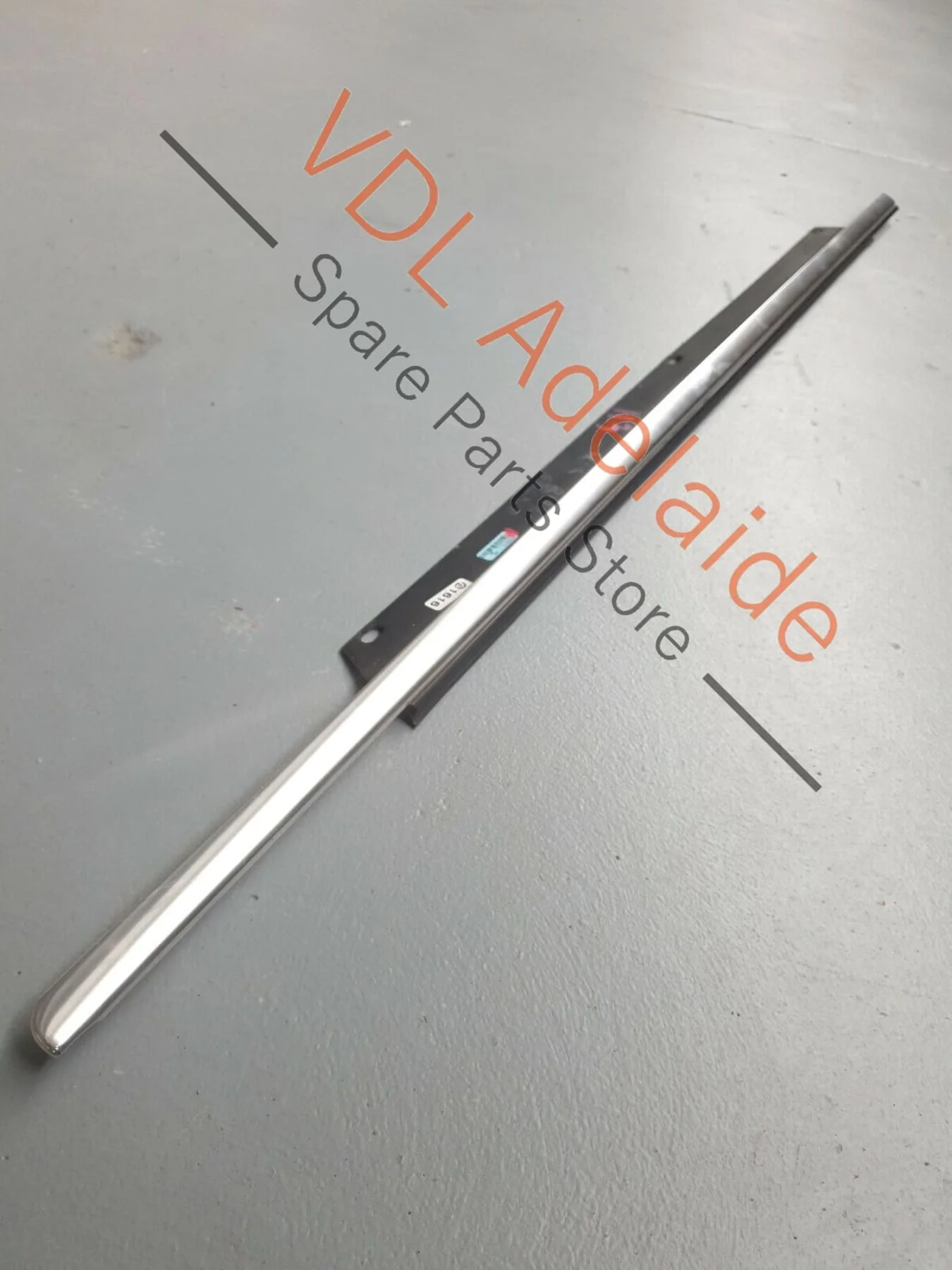 Audi Q7 4L Exterior Window Seal Strip Molding Chrome Trim Right Front ROS