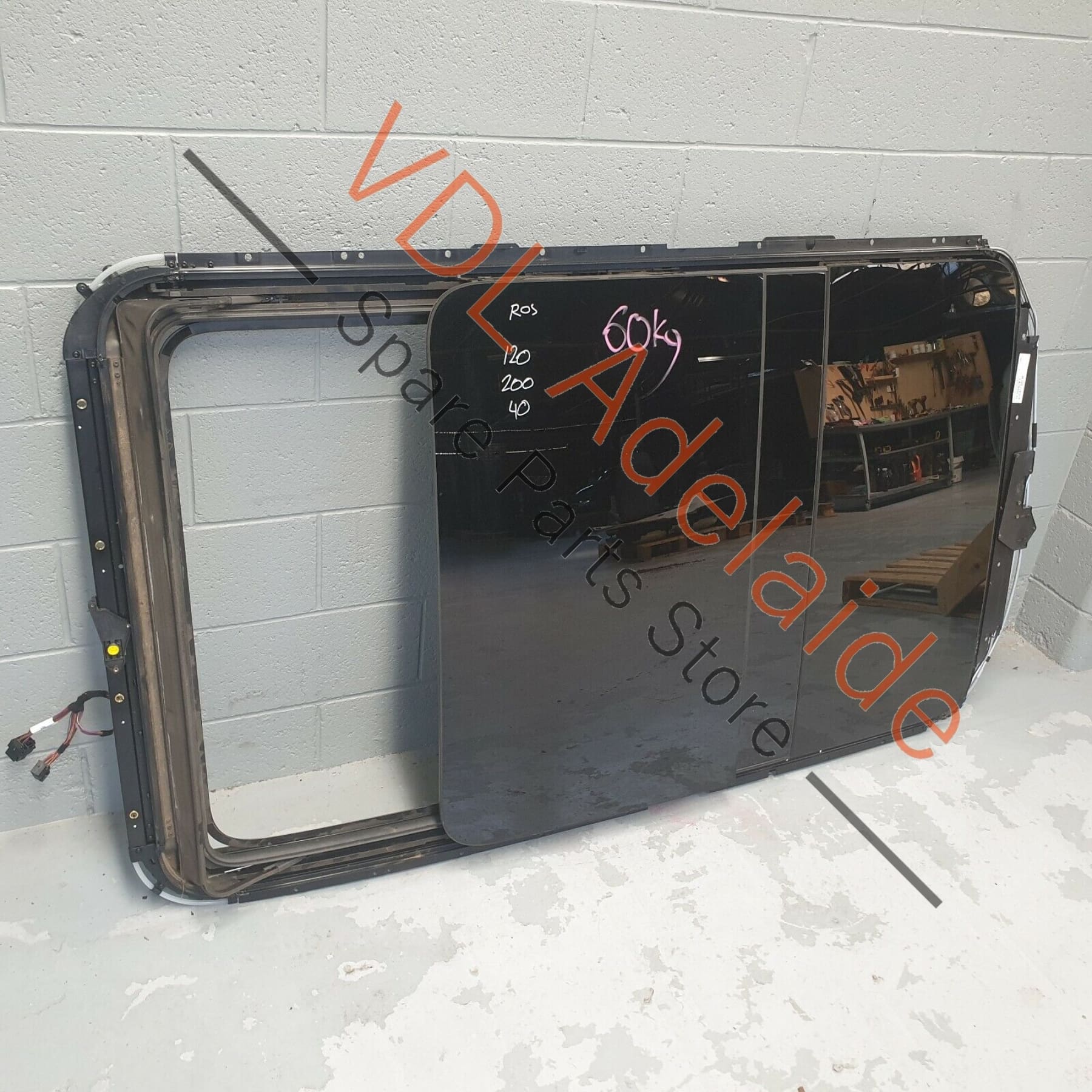 Audi Q7 4L Complete Glass Panoramic Sliding Sunroof Assembly ROS - Image 4