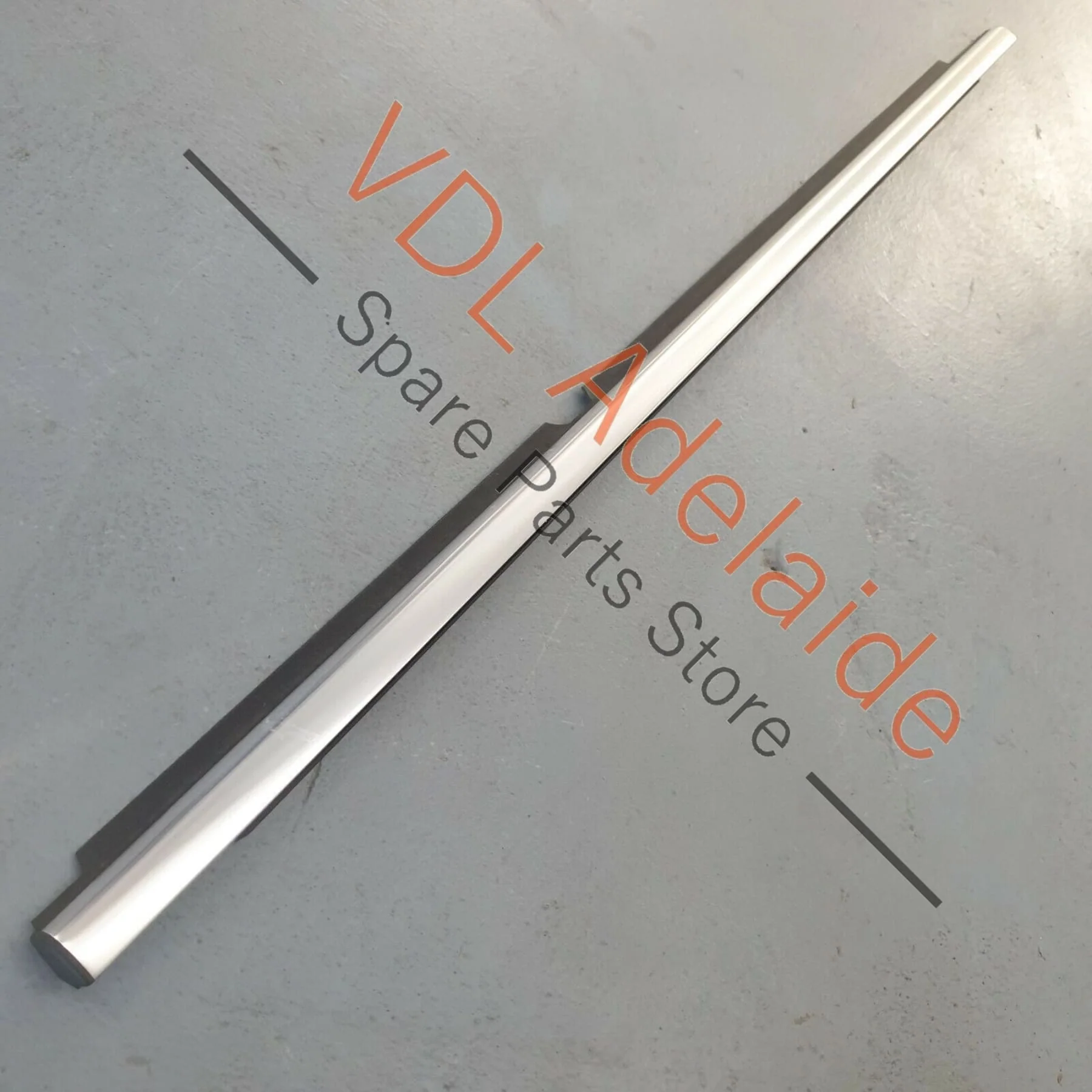 VW Tiguan R 5N Rear Right Exterior Window Seal Chrome Trim Moulding JES2