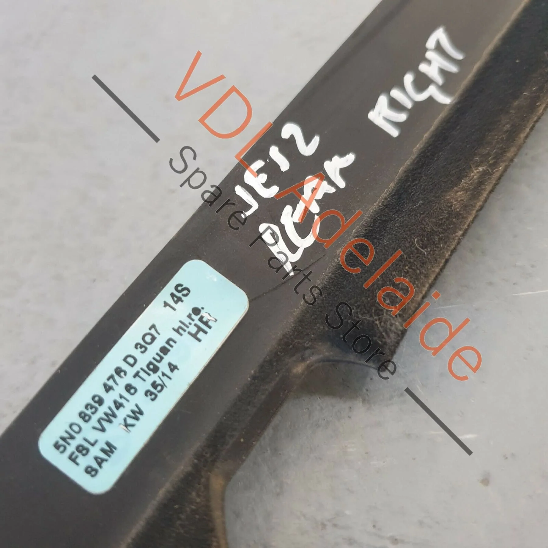 VW Tiguan R 5N Rear Right Exterior Window Seal Chrome Trim Moulding JES2 - Image 7