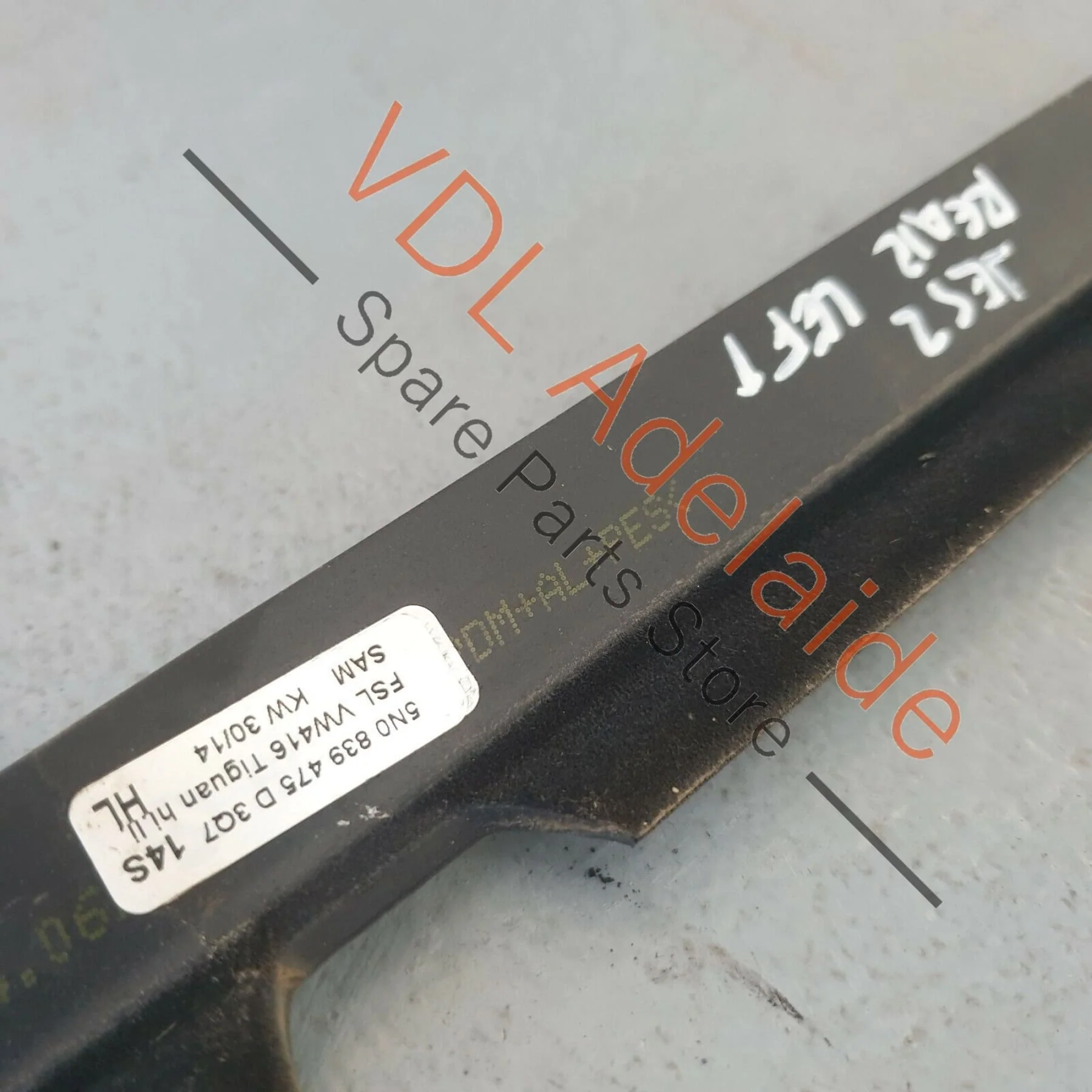 VW Tiguan R 5N Rear Left Exterior Window Seal Chrome Trim Moulding JES2 - Image 7