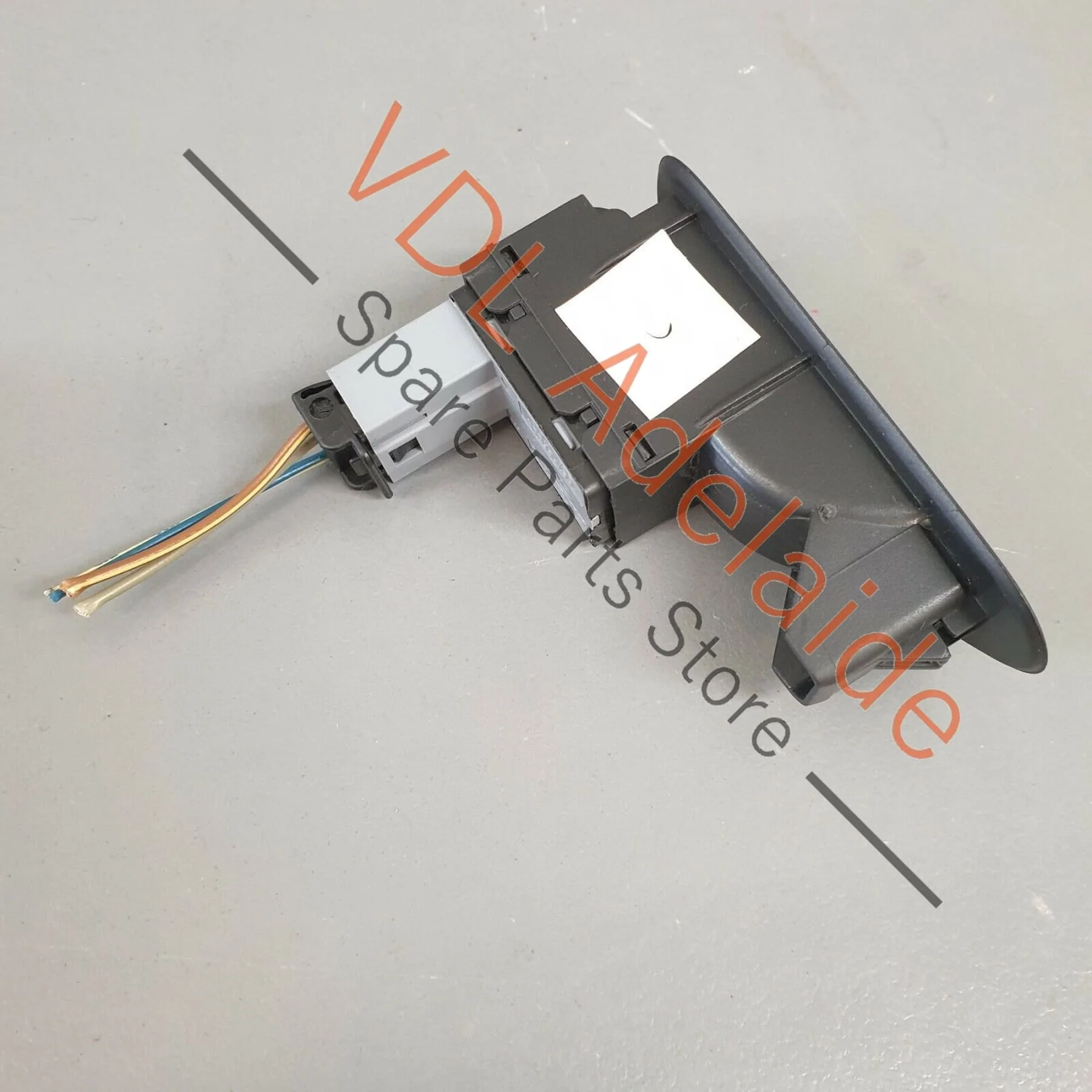 VW Golf GTi Mk6 Rear Right Electric Window Regulator Switch & Trim - Image 4