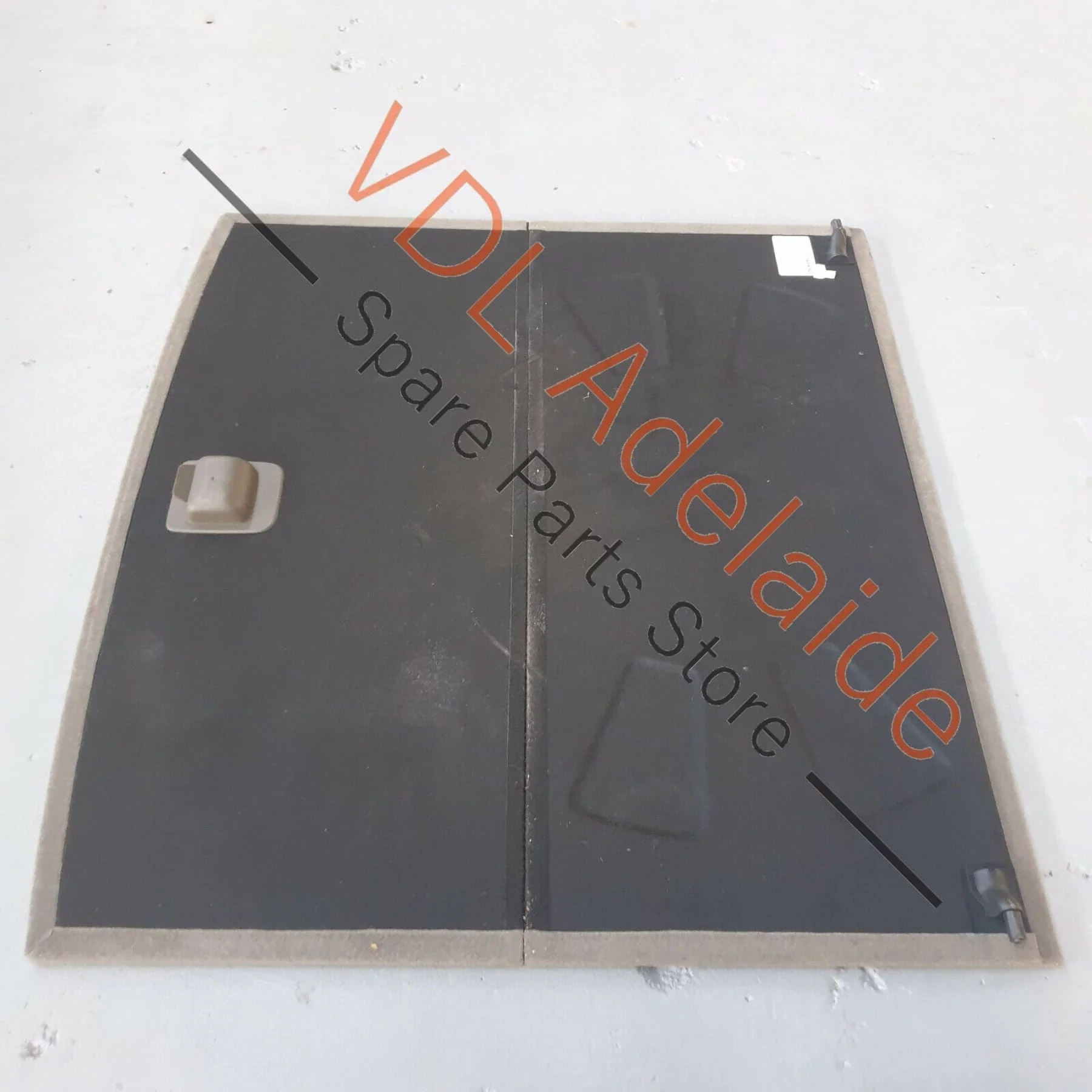 Audi Q5 8R Boot Trunk Cargo Floor Interior Panel Light Grey Beige Trim Panel OSC - Image 5