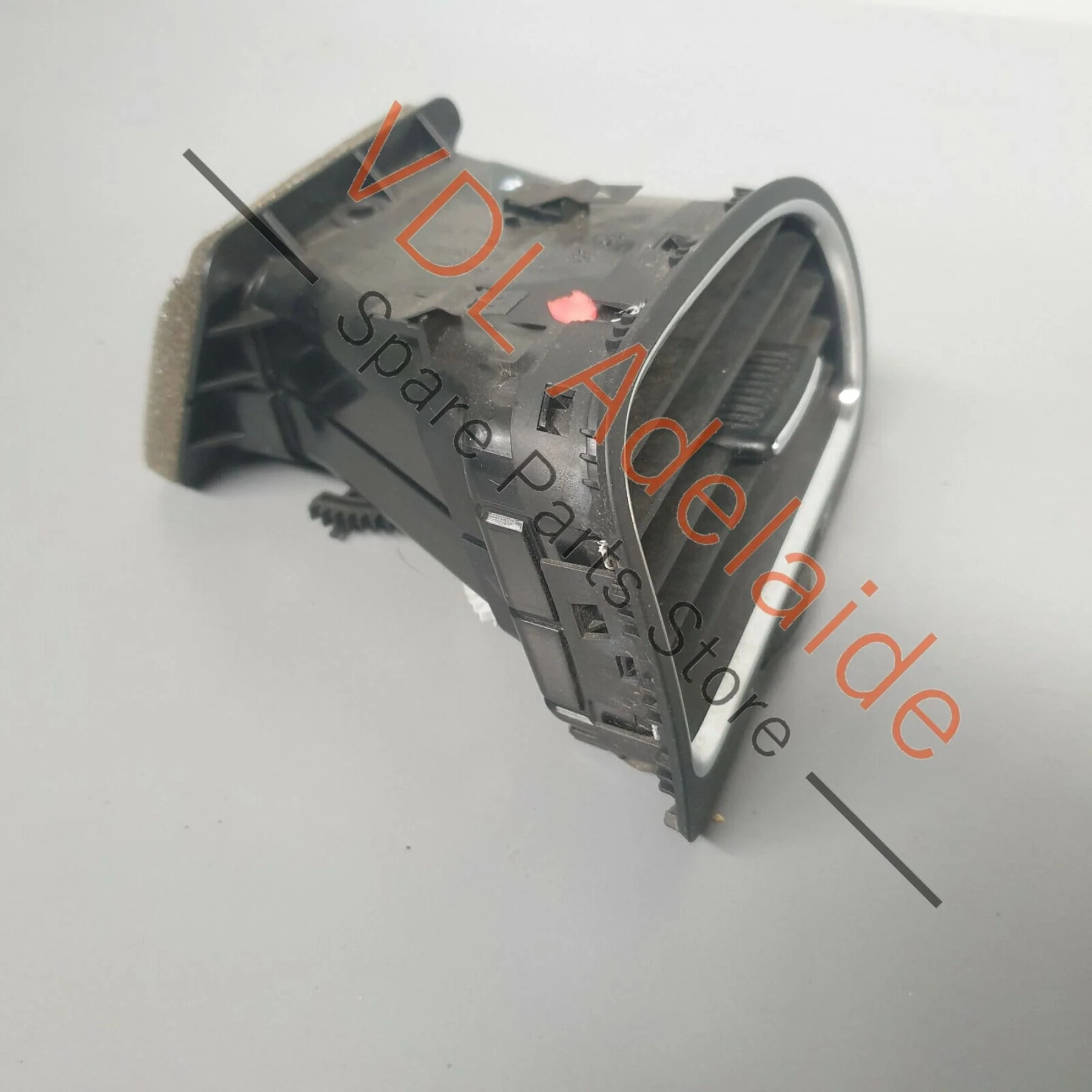 VW Golf GTD R GTi TDi TSi Mk6 RHS Right Side Dash Dashboard AC Air Vent NOR8 - Image 3
