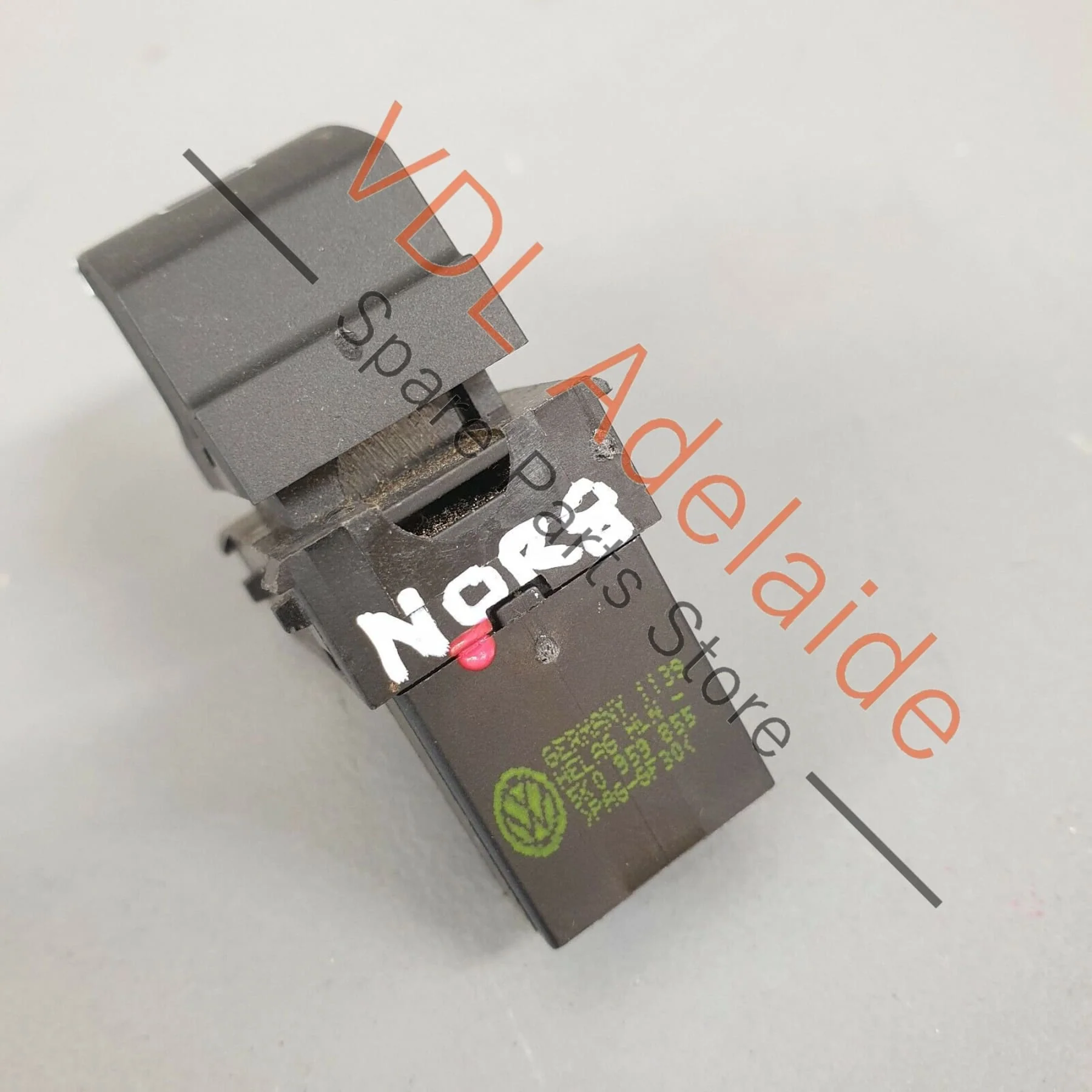 Volkswagen VW Golf GTi Mk6 Window Switch Black Chrome 5K0959855 - Image 6