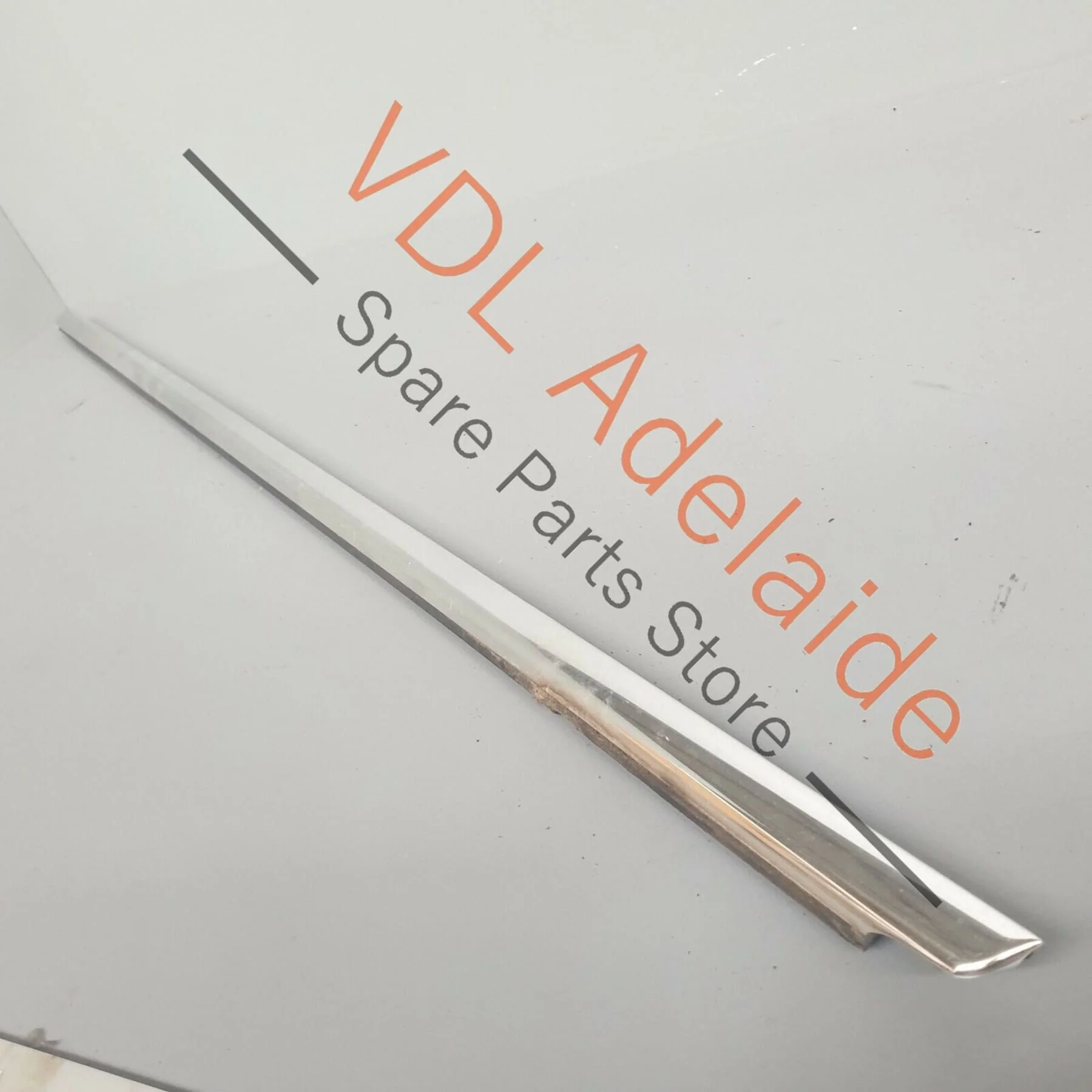 VW Passat R36 B6 3C Front Left Window Slot Aperture Seal Moulding 3C4837475D