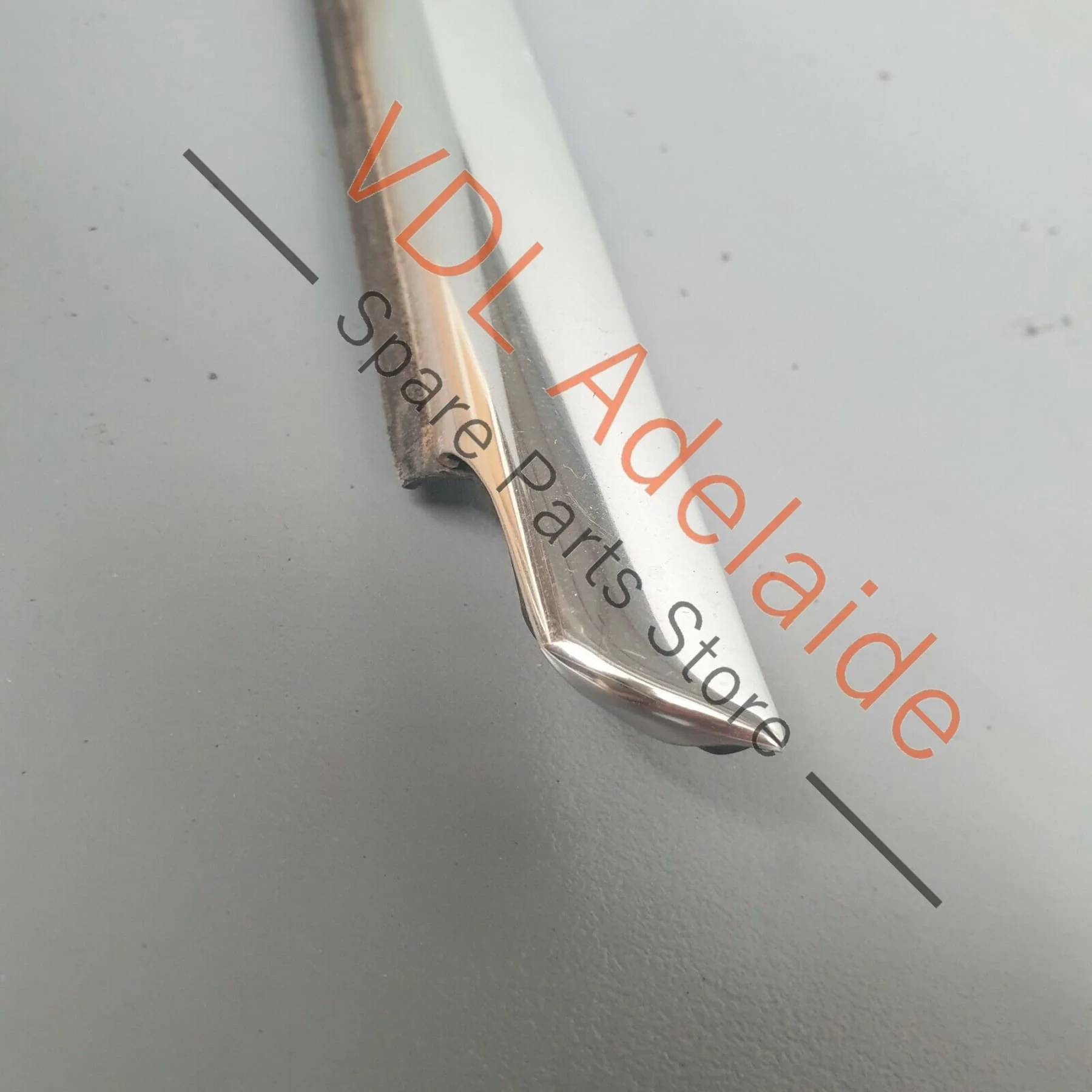 VW Passat R36 B6 3C Front Left Window Slot Aperture Seal Moulding 3C4837475D - Image 7