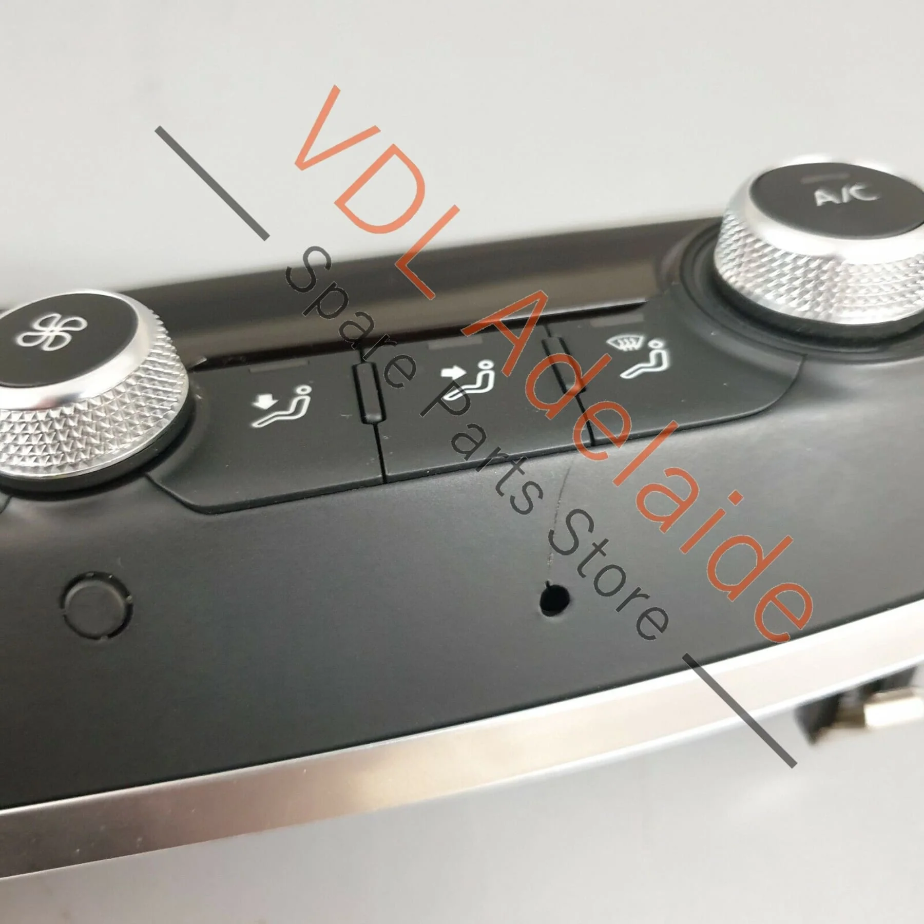 Audi RS3 8V Control Panel for Air-Conditioning System Climatronic 8V0820043D - Image 9