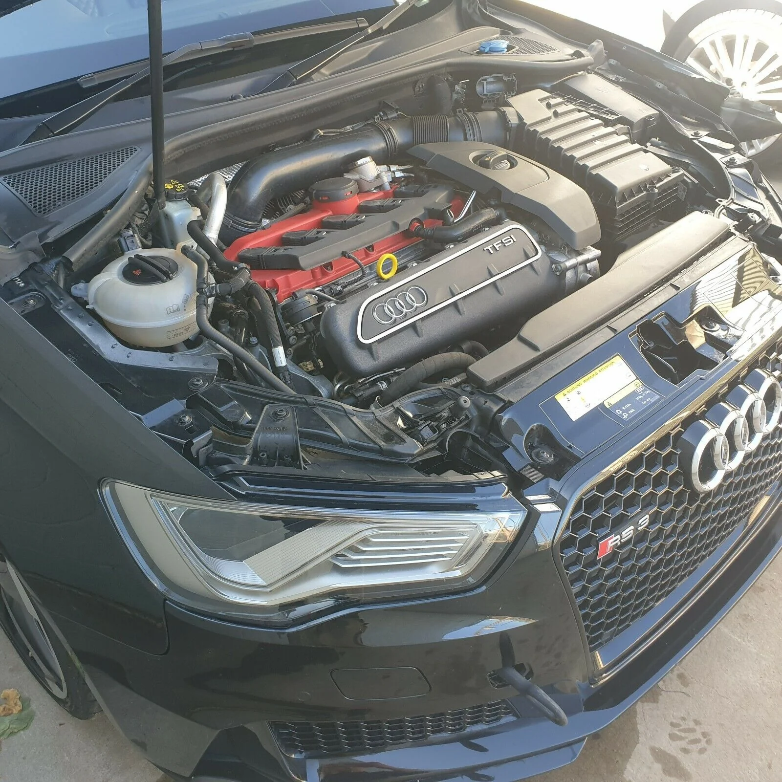 Audi RS3 8V Rear Hatch Right Upper Aerial Amplifier 8V4035225D - Image 5