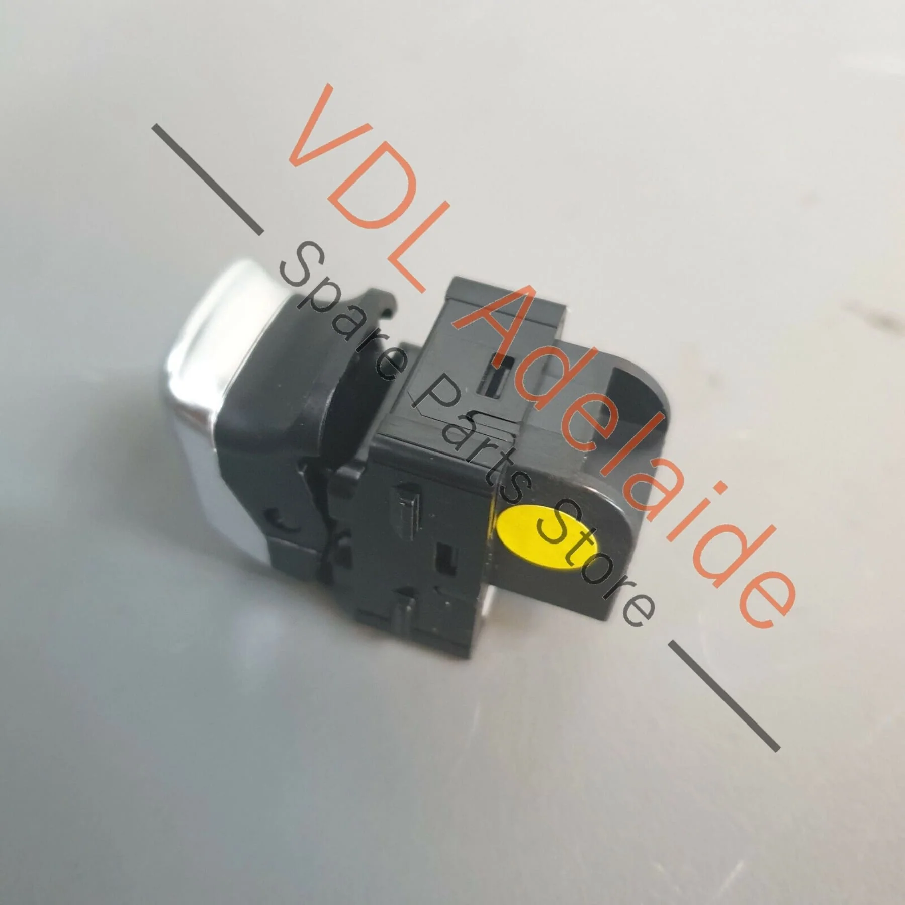 Audi RS3 8V Switch for Electric Window Regulator 8V0959855A - Image 4