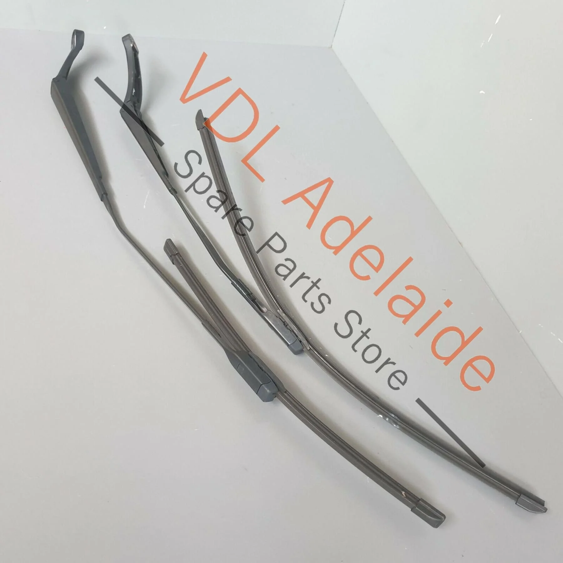 Audi RS3 8V Front Windscreen Wiper Arms Pair Left & Right for RHD Vehicles