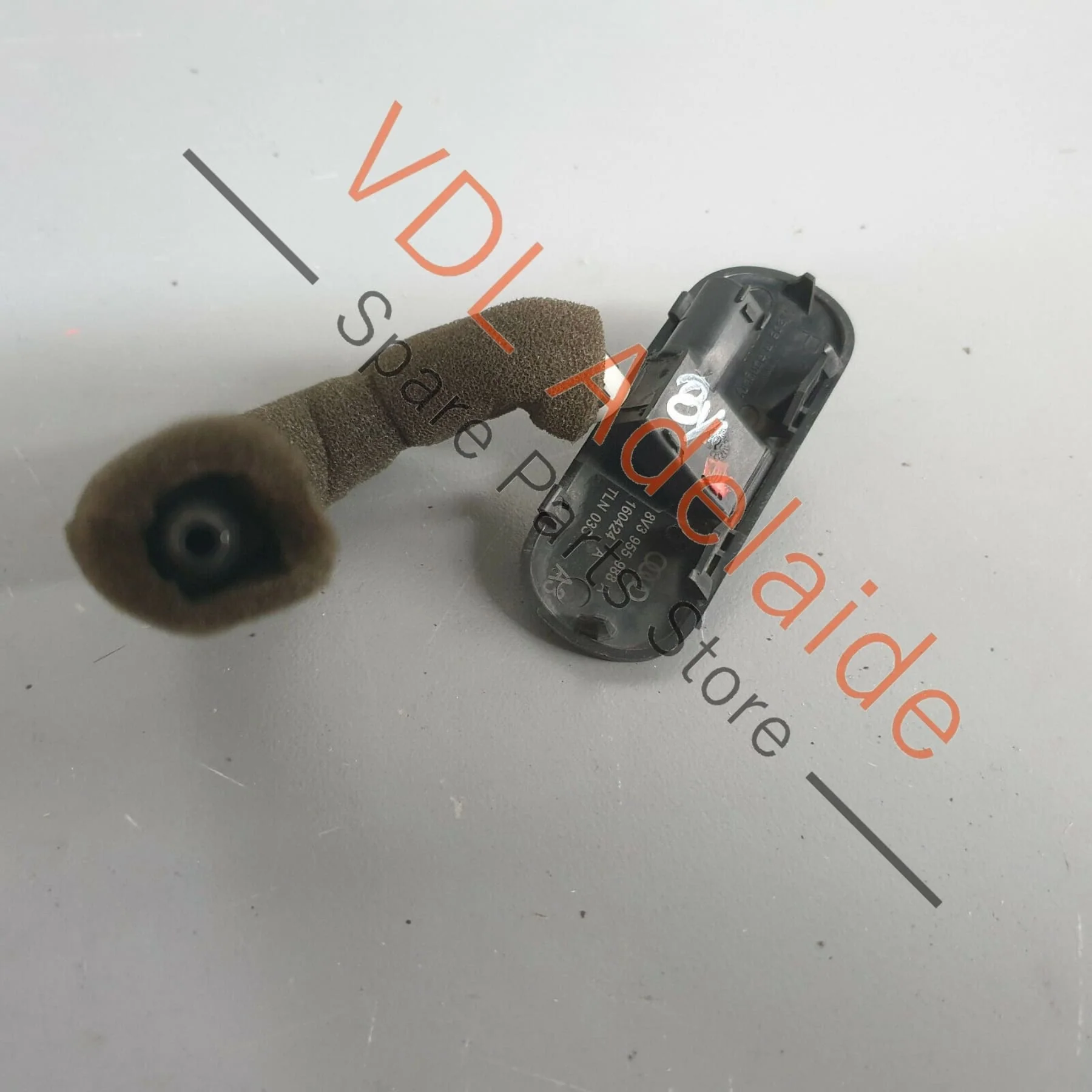Audi A3 S3 RS3 8V Right Side Heated Windscreen Washer Spray Nozzle - Image 2