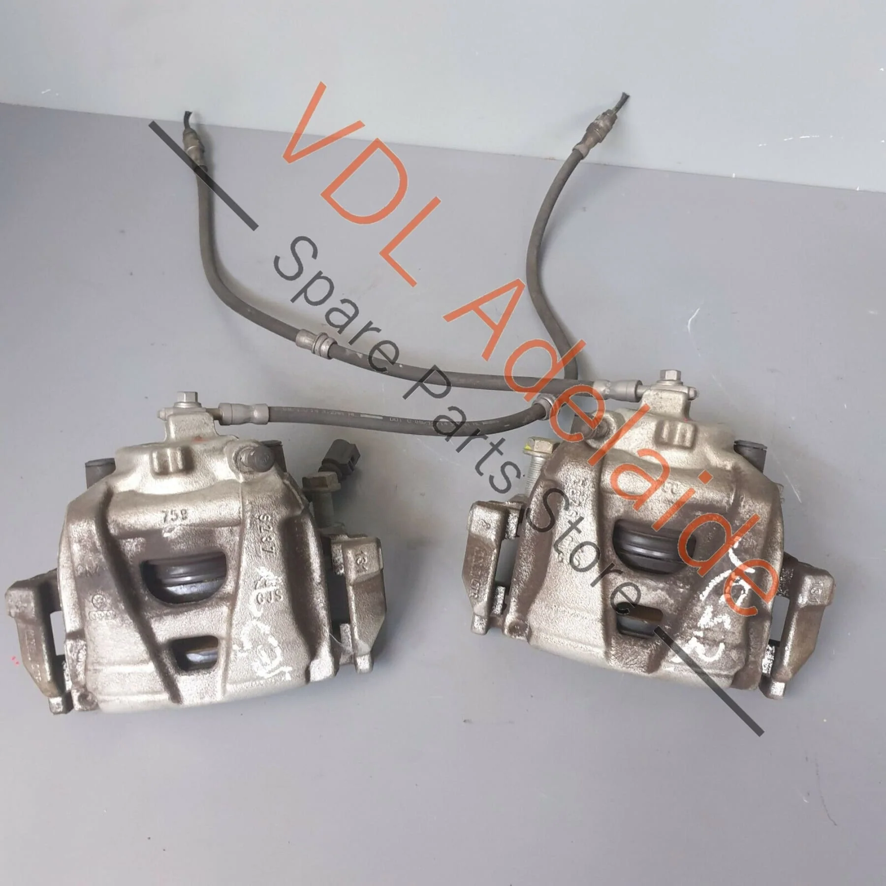 Volkswagen VW Tiguan R 5N MK1 Pair of Front Brake Calipers Callipers JES2