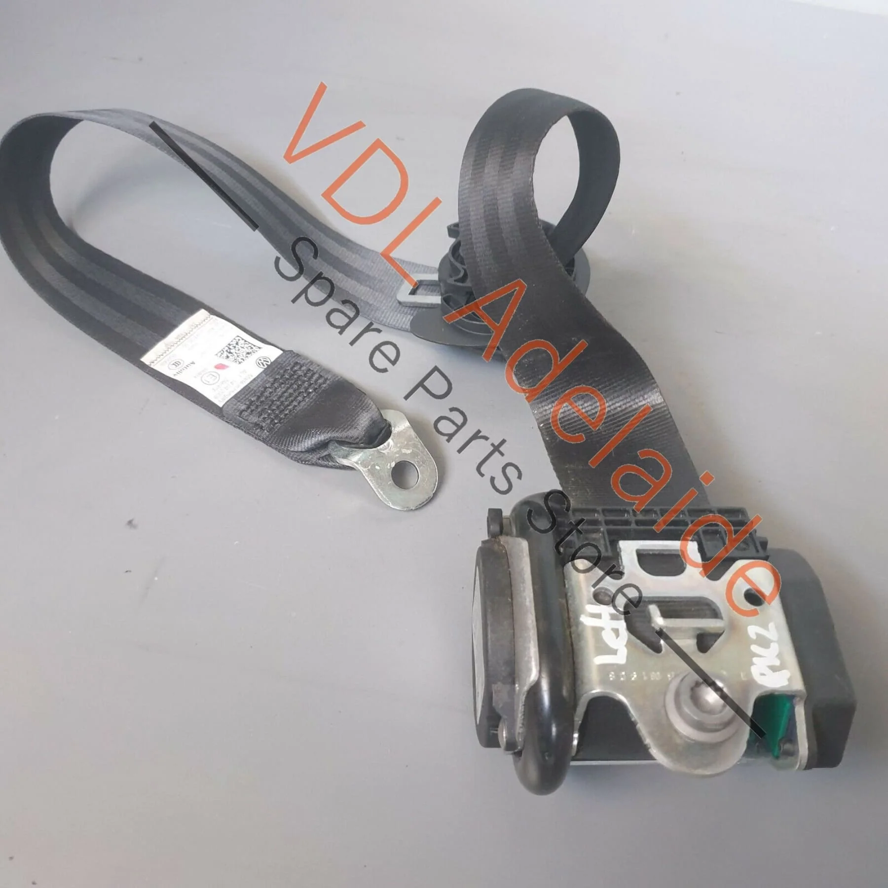 Volkswagen VW Golf Mk5 R32 Front Left Seatbelt for 4 door car RHD 1K4857705AS - Image 8