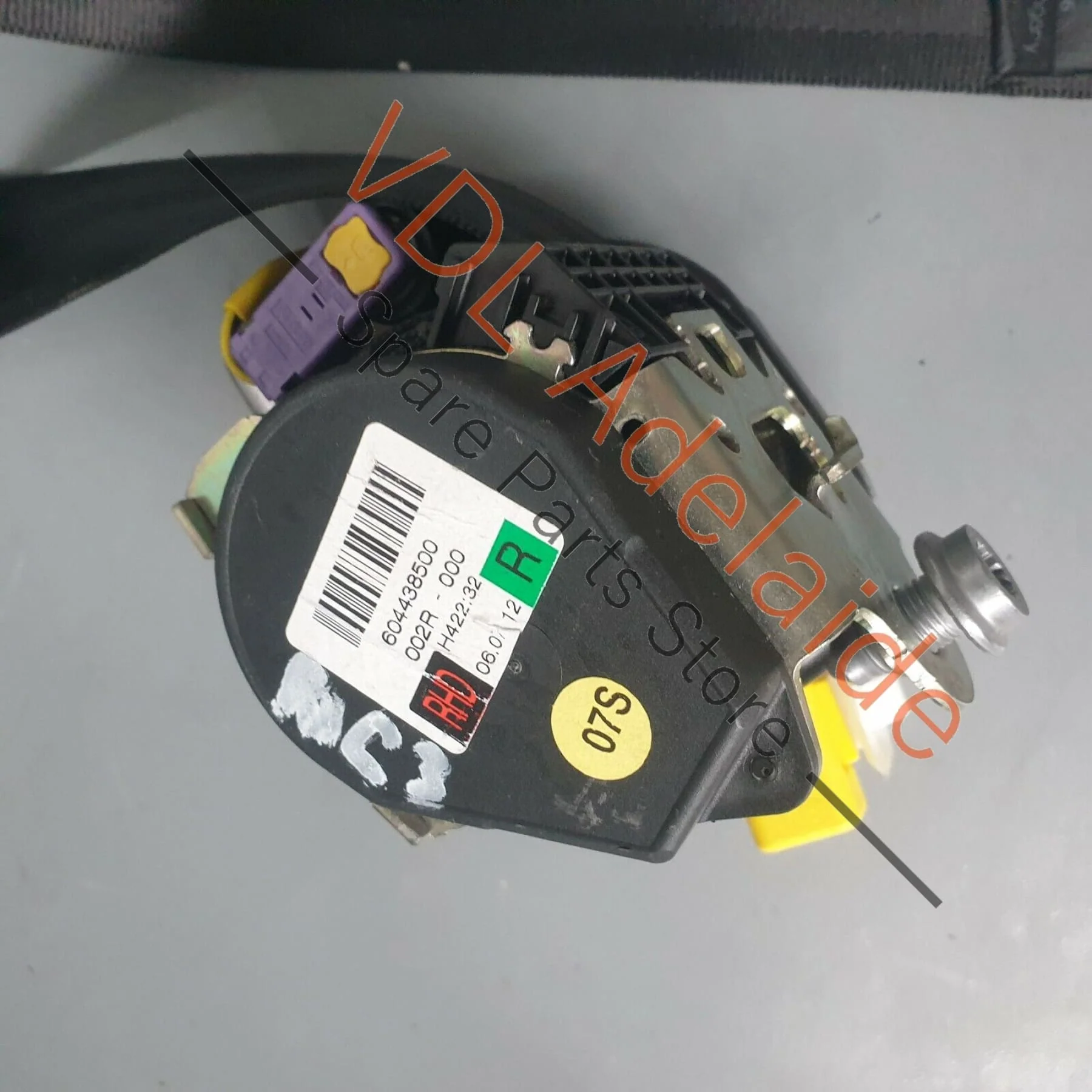 Volkswagen VW Golf Mk5 R32 Front Right Seatbelt for 2dr RHD Vehicle 1K3857706R - Image 9
