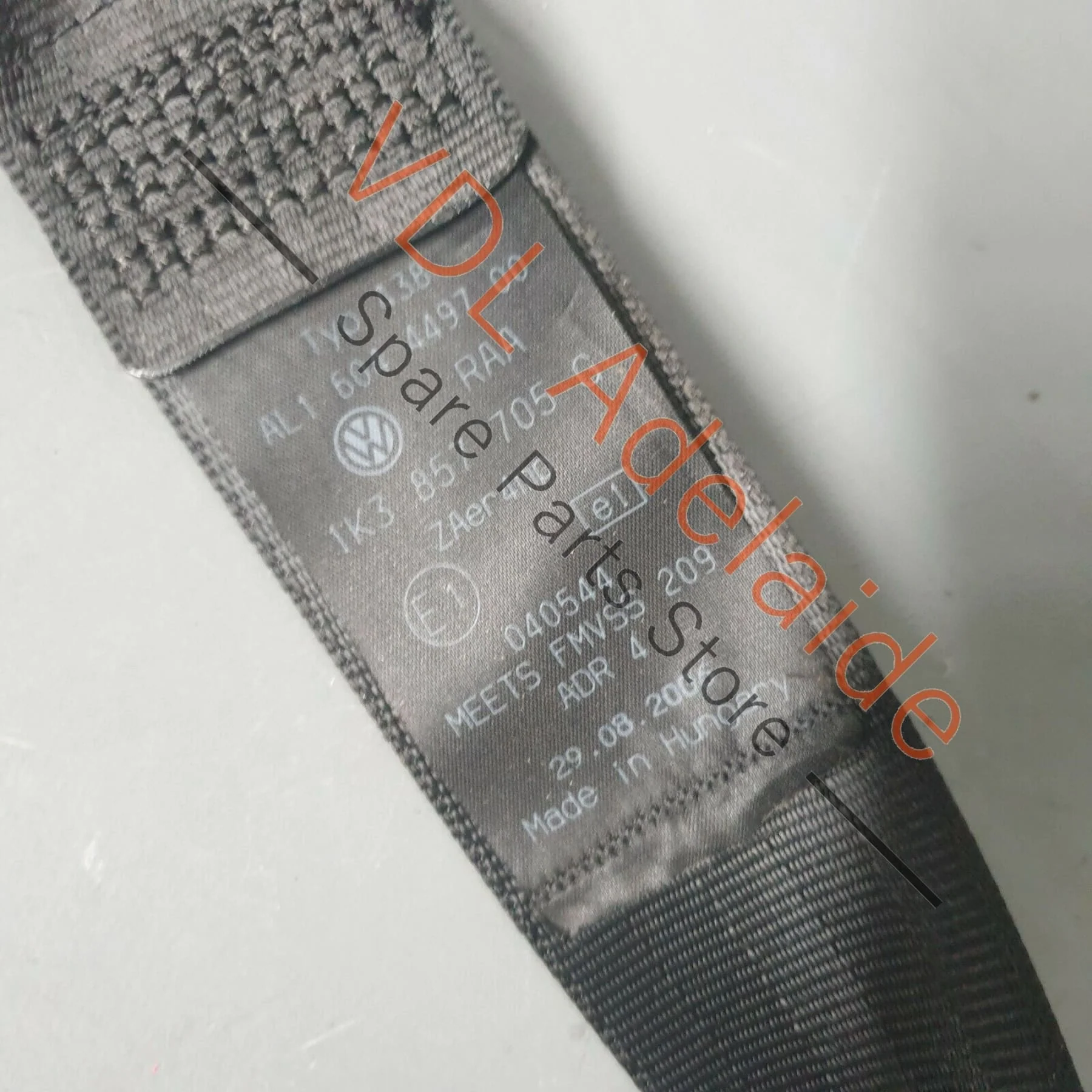 Volkswagen VW Golf Mk5 R32 Front Left Seatbelt for 2dr RHD Vehicle 1K3857705R - Image 4