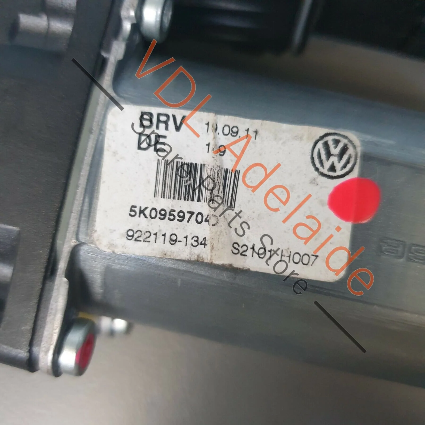 Volkswagen VW Golf GTi 6 Mk6 Rear Right Window Regulator Motor 5K0959704D - Image 3