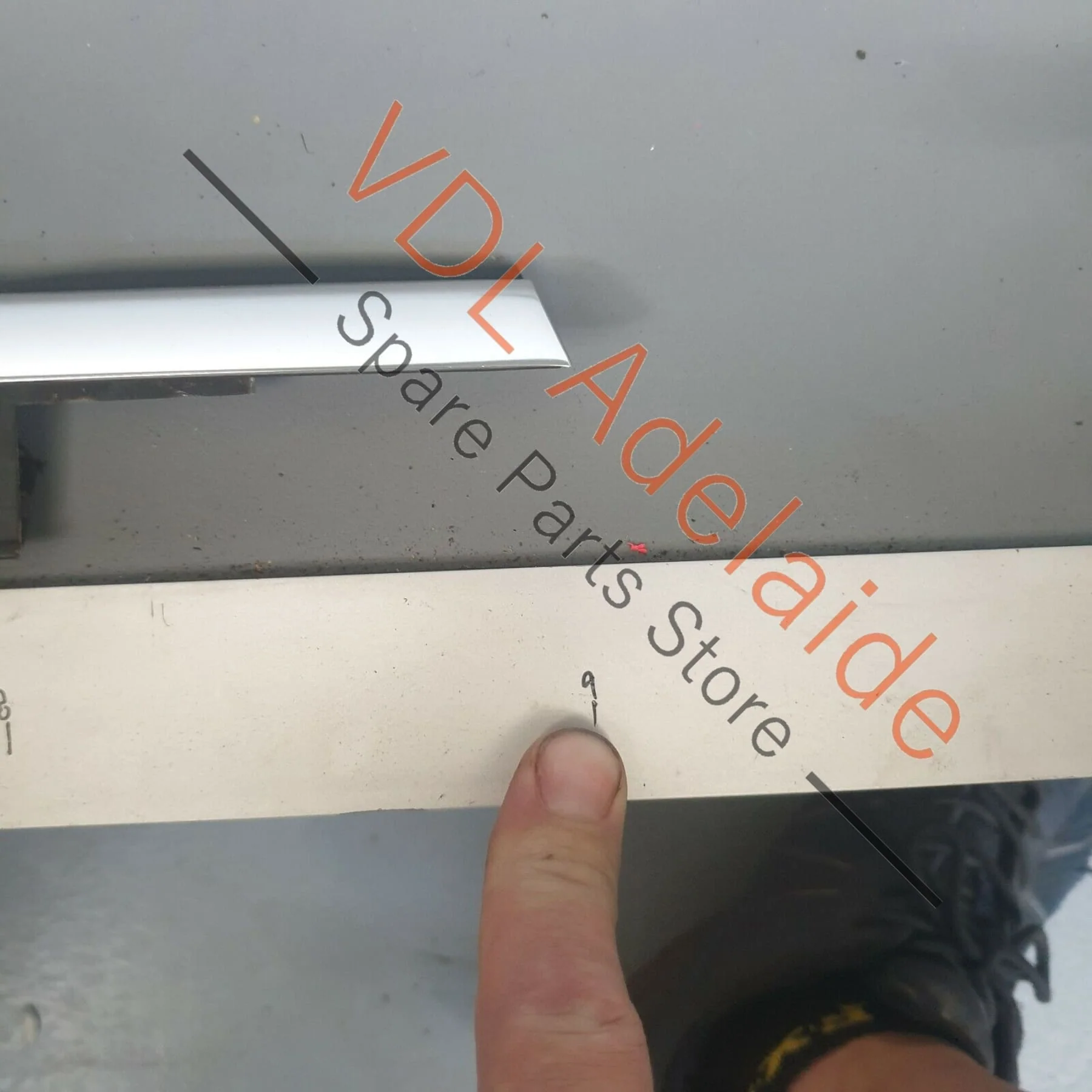 Audi S3 8V Exterior Window Slot Seal Moulding with Chrome Trim Left LHS Rear - Image 8