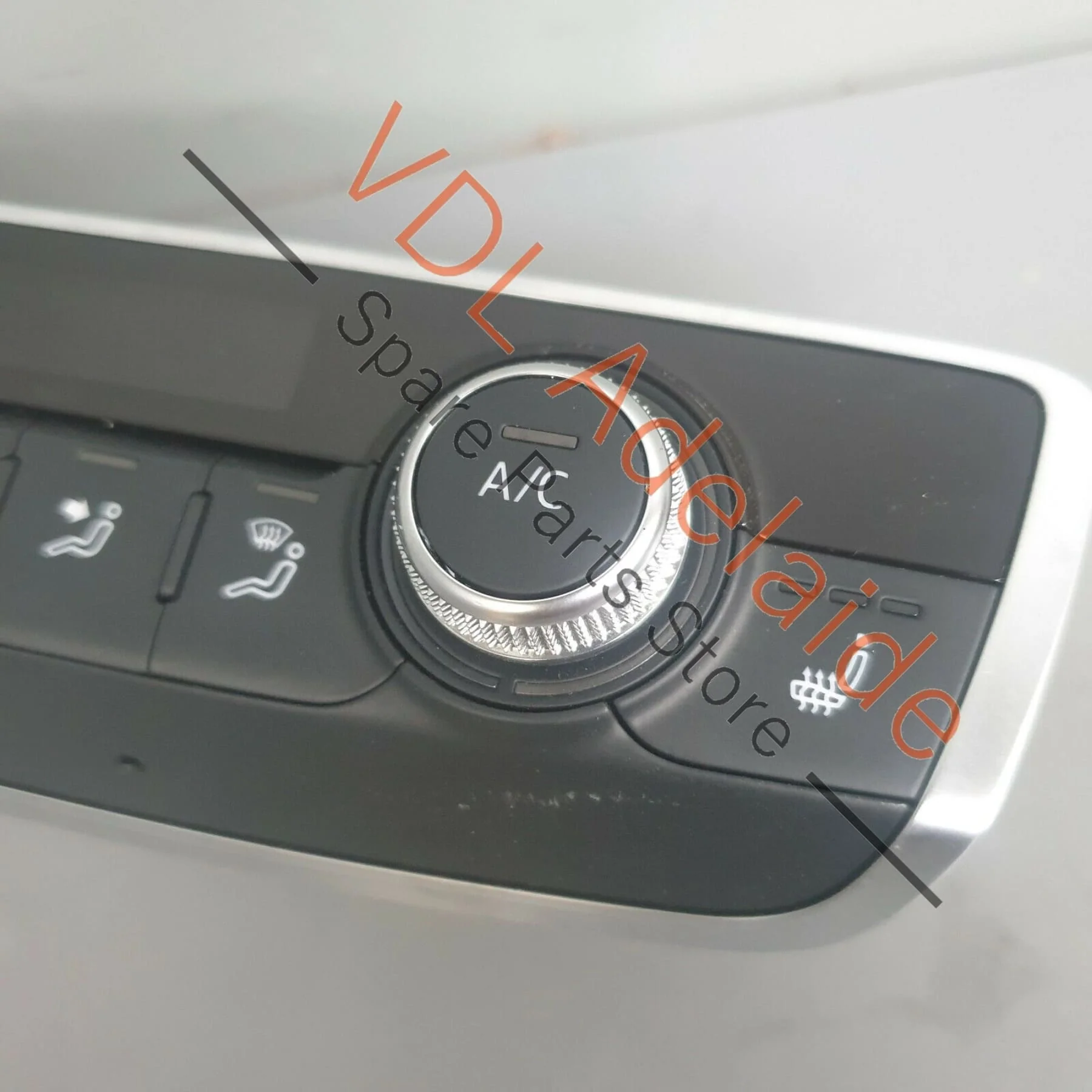 Audi S3 8V Control & Display for AC Air Conditioning Climatronic 8V0820043D - Image 5