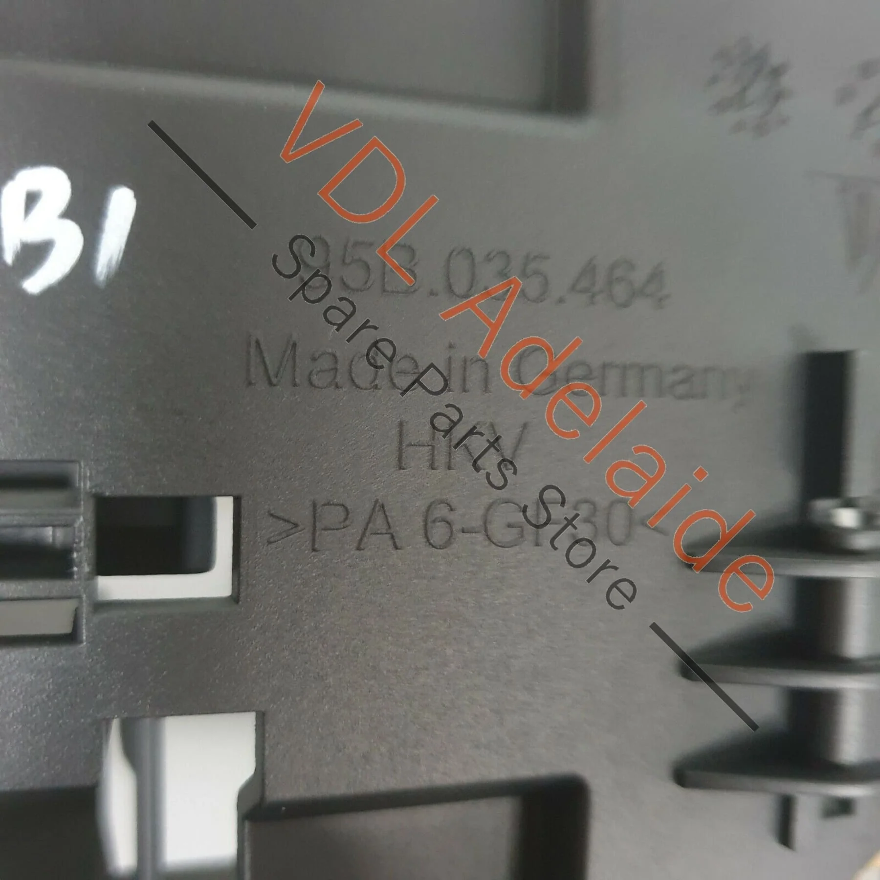Genuine OEM Porsche Macan GTS 95B Display Screen Support Frame Bracket - Image 7