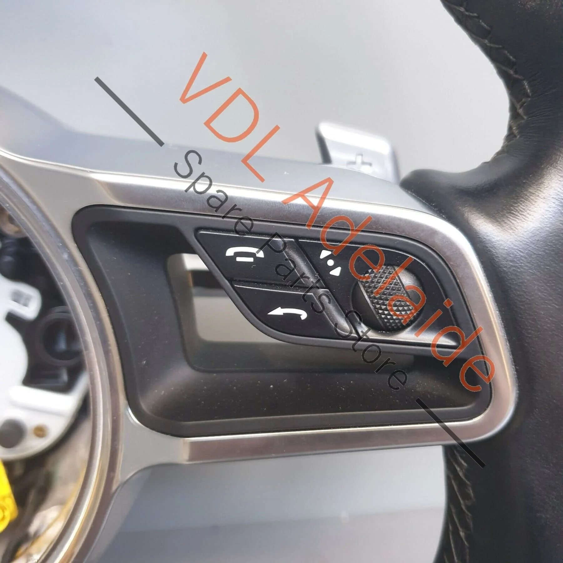 Porsche Macan GTS 95B Steering Wheel for PDK Black 95B419091DR - Image 3