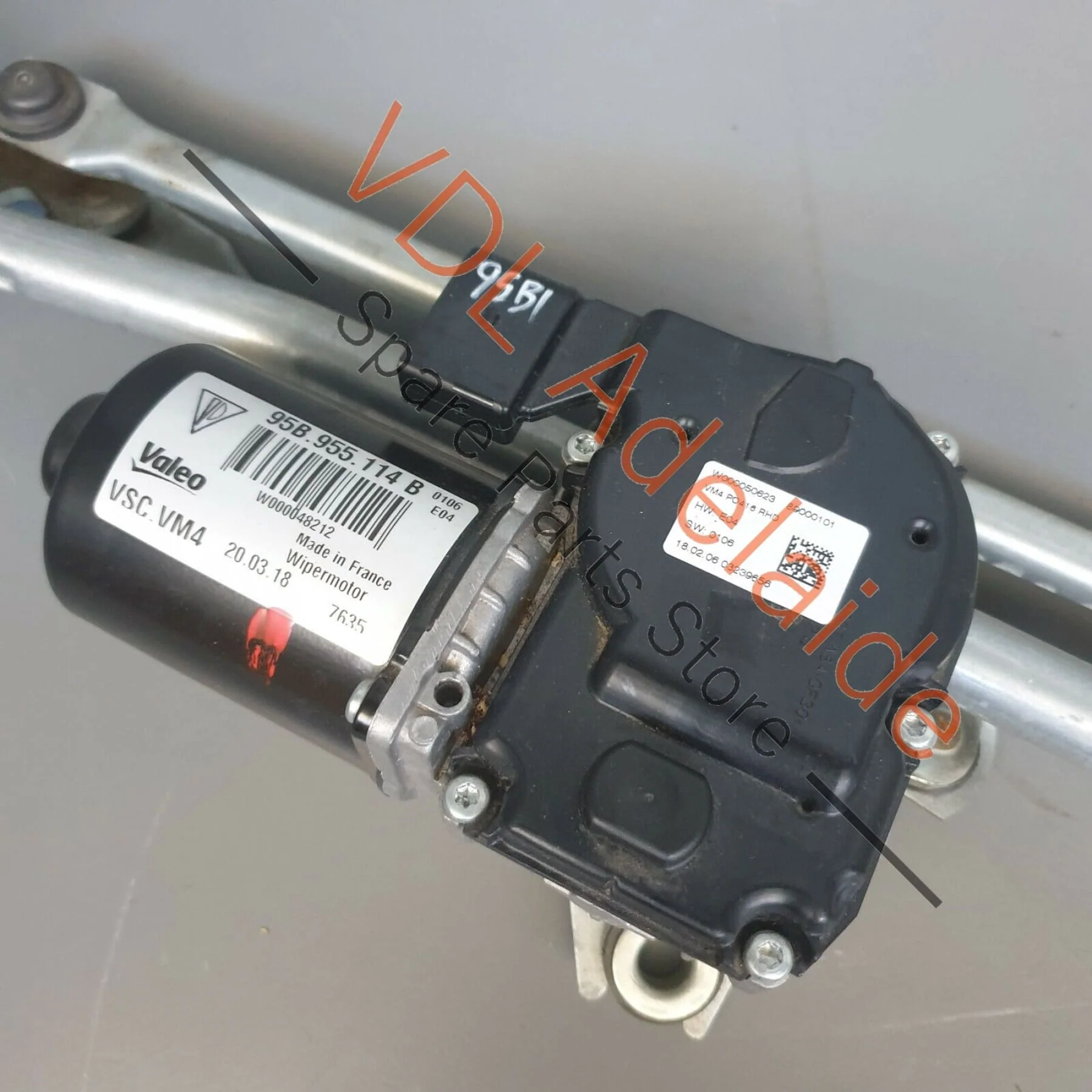 Porsche Macan 95B Front Windscreen Wiper Motor Linkage Assembly for RHD 95B955114A - Image 3