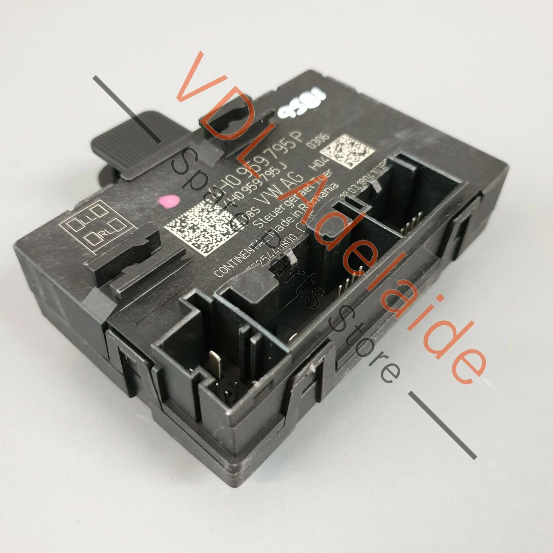 Porsche Macan Door Control Module Rear Passenger Side - Image 3