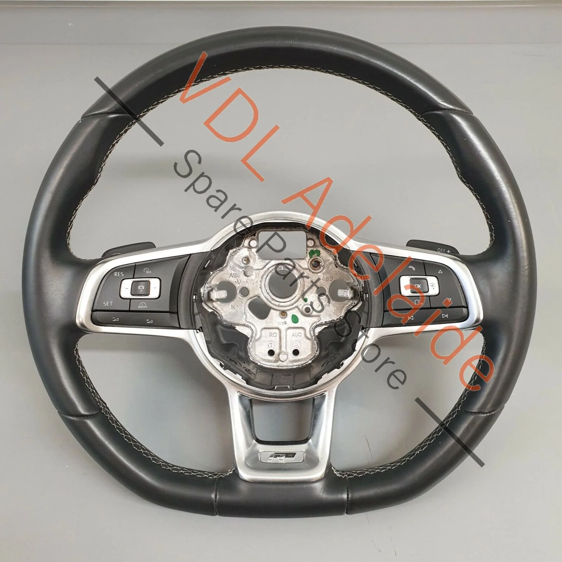 VW Tiguan MQB Gen2 R-Line Flat Bottom Tiptronic Multi-Function Steering Wheel