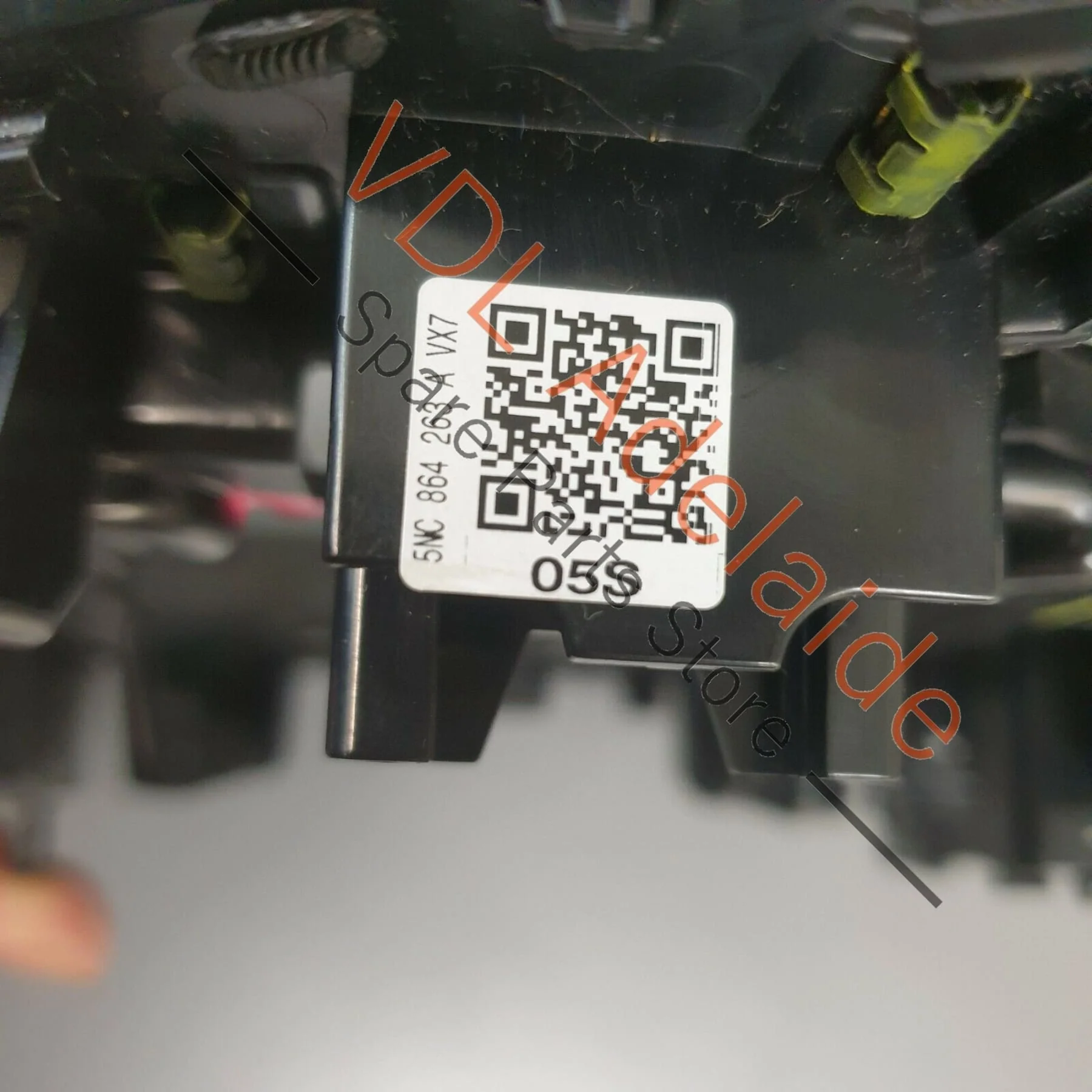 VW Tiguan MQB Gen2 Gear Shift Cover for vehicles with KESSY Keyless Start - Image 7