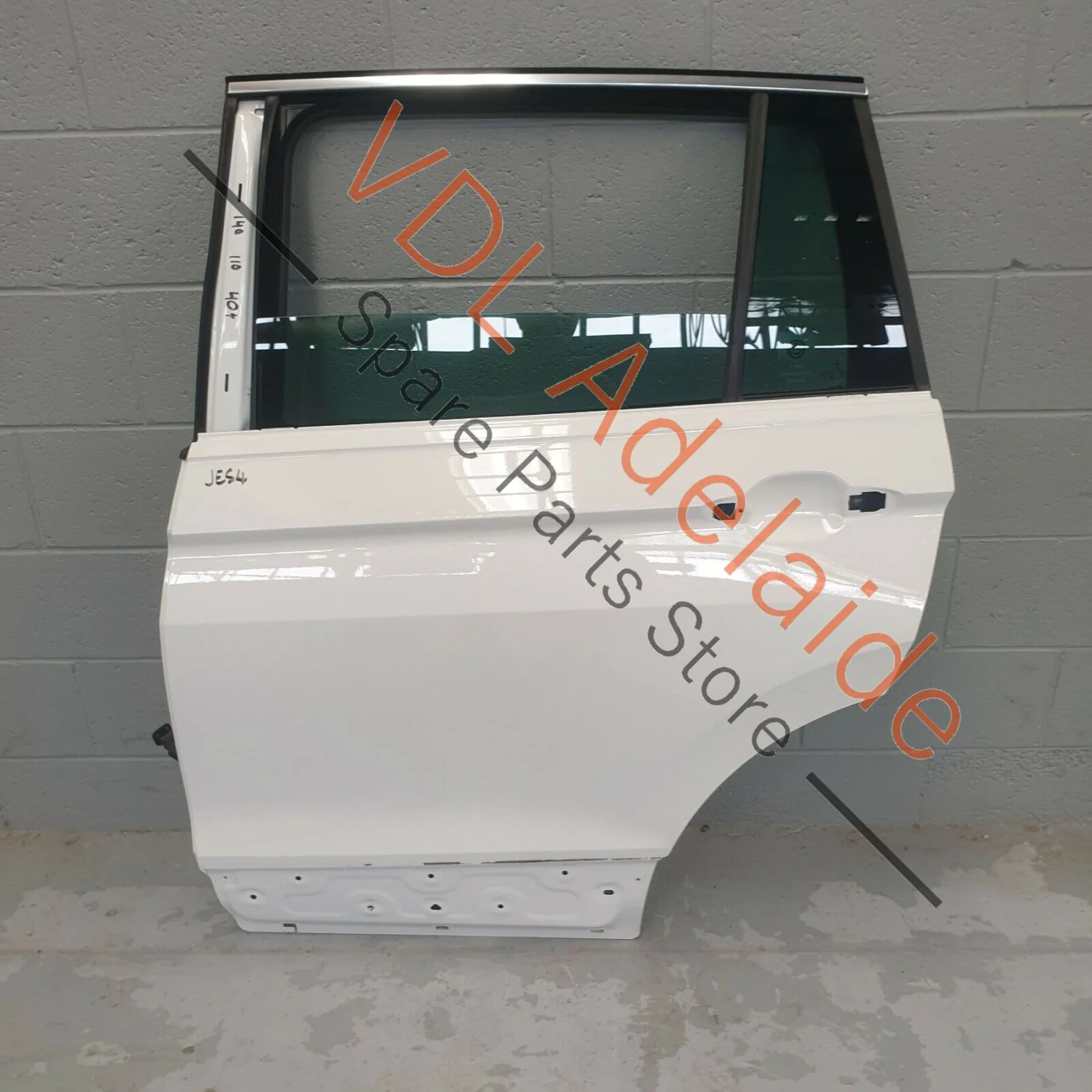 VW Tiguan MQB Gen2 LHS Left Rear Door Shell Panel 5NA833055J Pure White 0Q0Q