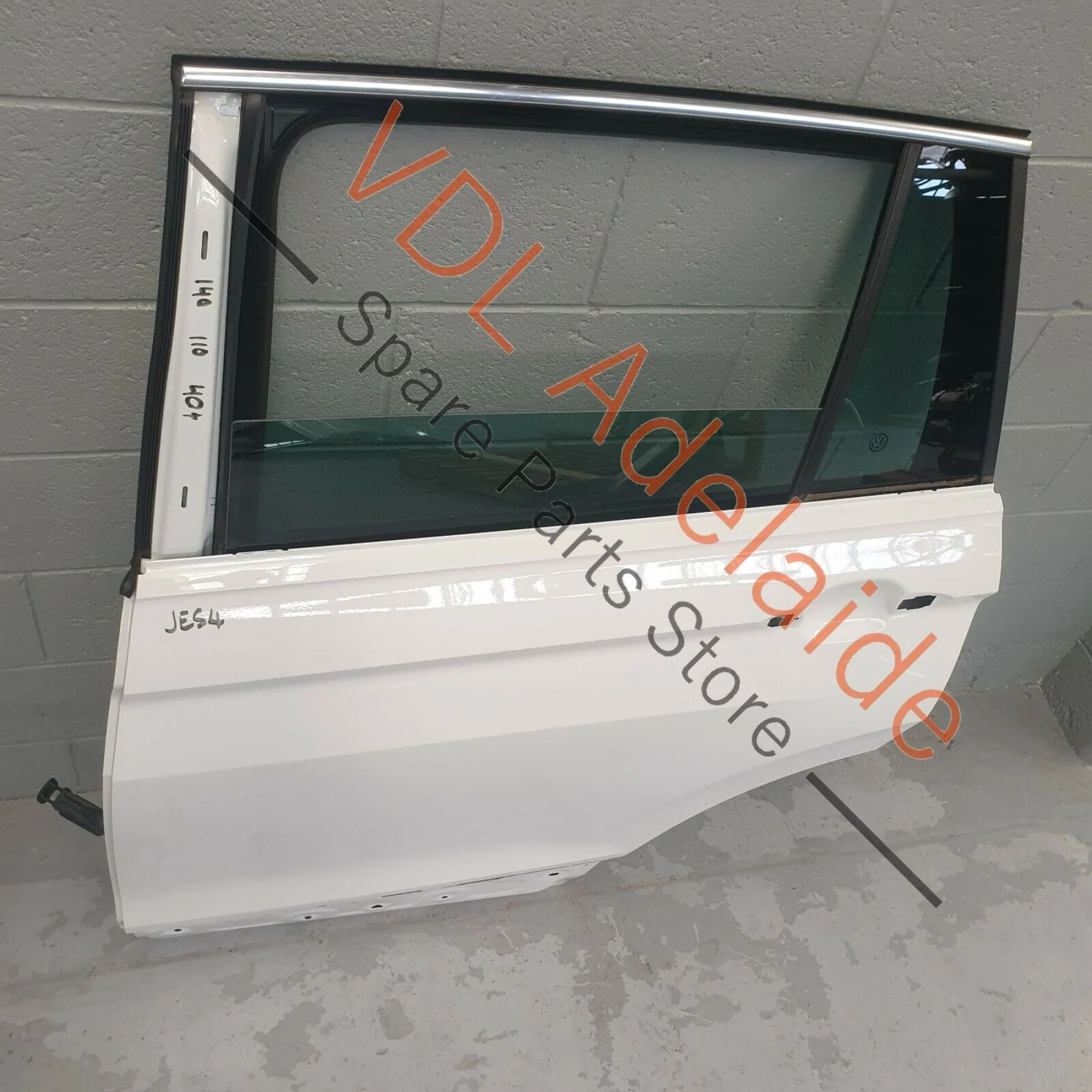 VW Tiguan MQB Gen2 LHS Left Rear Door Shell Panel 5NA833055J Pure White 0Q0Q - Image 5
