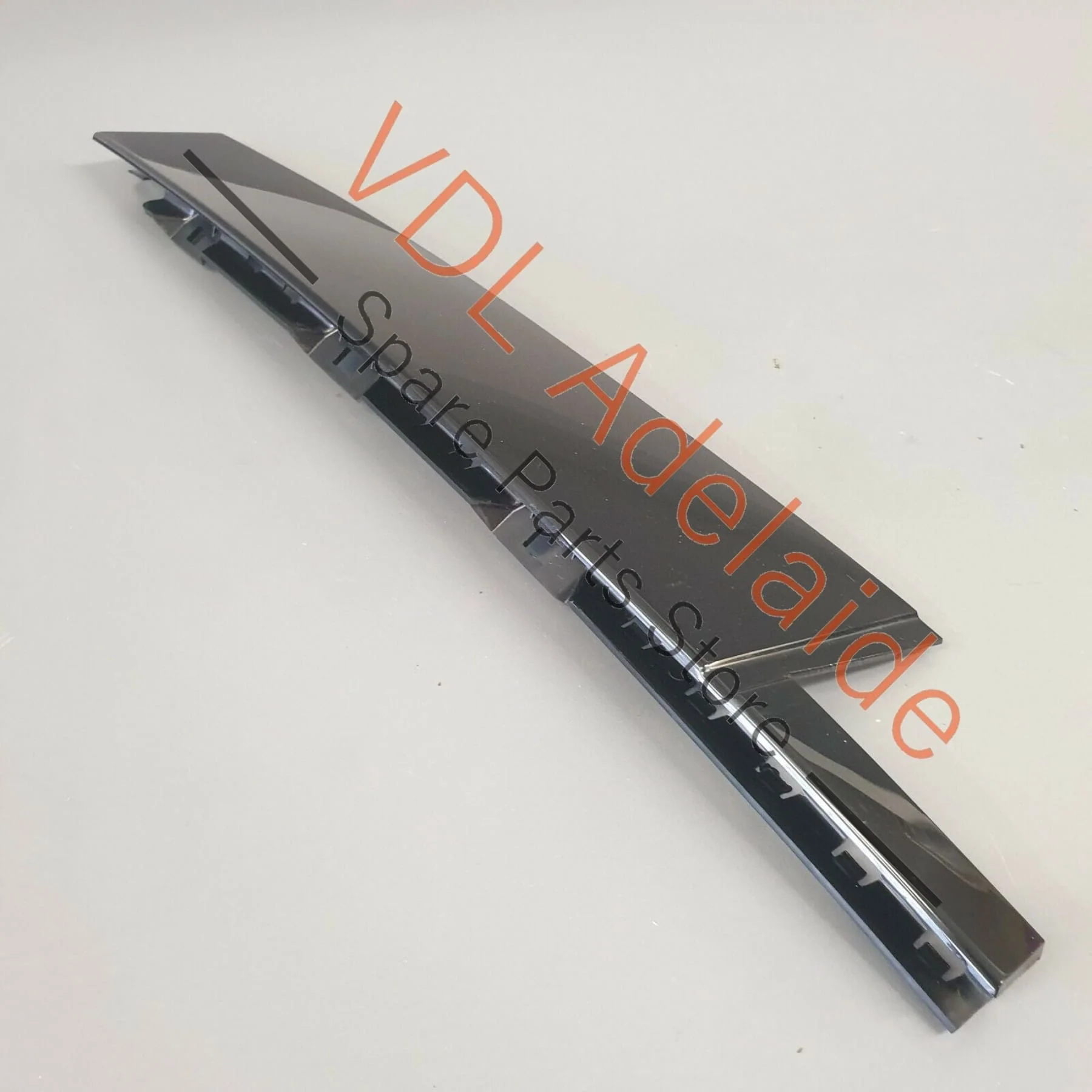 VW Tiguan MQB Gen2 Rear Right Exterior B Pillar Door Trim Gloss Black