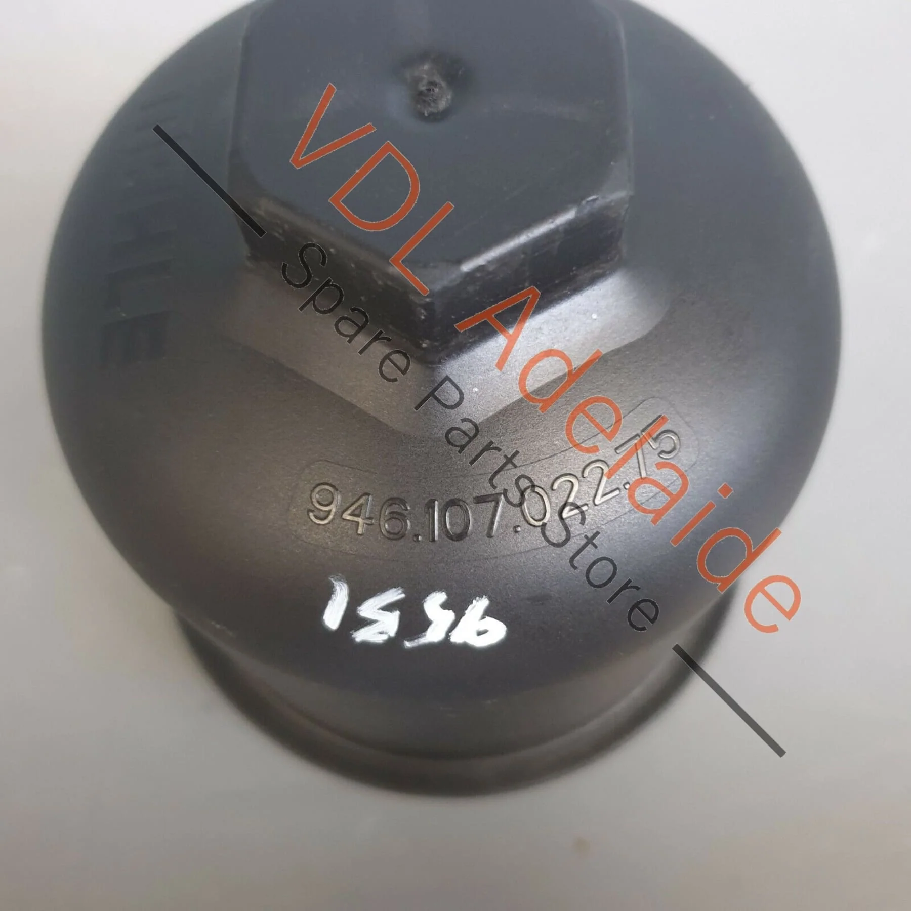 Porsche Macan 95B Engine Oil Filter Housing Cylinder 94610702275 - Image 3