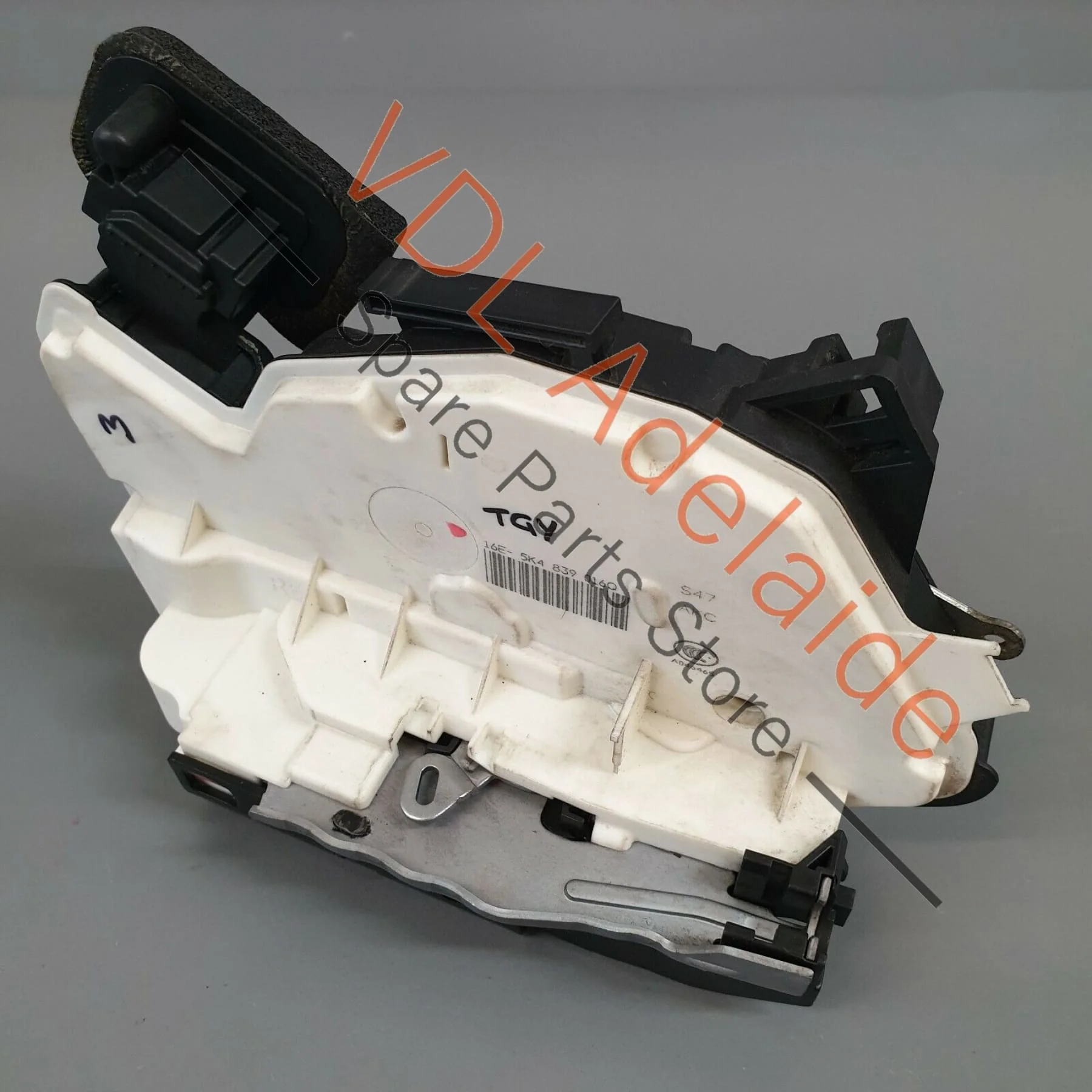 VW Golf MK7 Estate Wagon OEM Rear Right Side Door Lock Mechanism 5K4839016Q