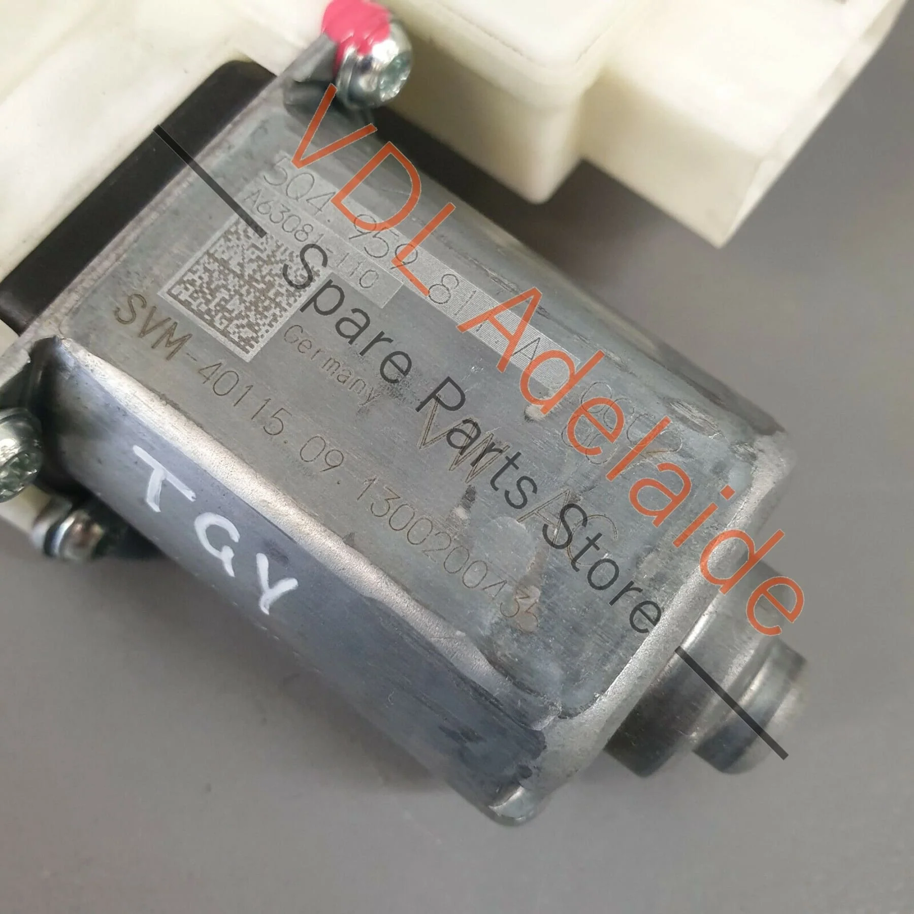 VW Golf MK7 Estate Wagon Power Window Regulator Motor Rear Left 5Q4959811A - Image 6