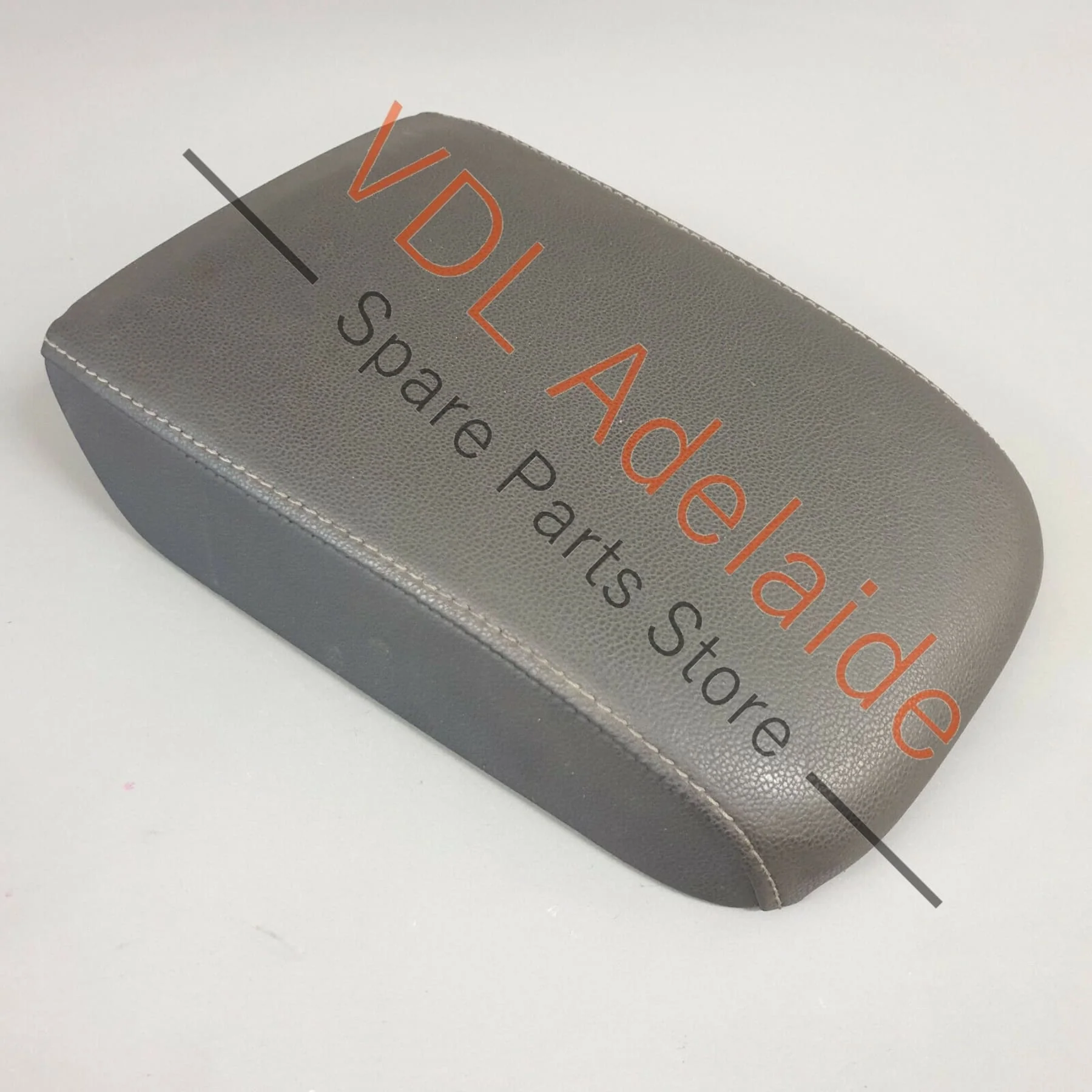 VW Golf MK7 Wagon Centre Console Armrest Cover Titan Black / Swing Leatherette - Image 3