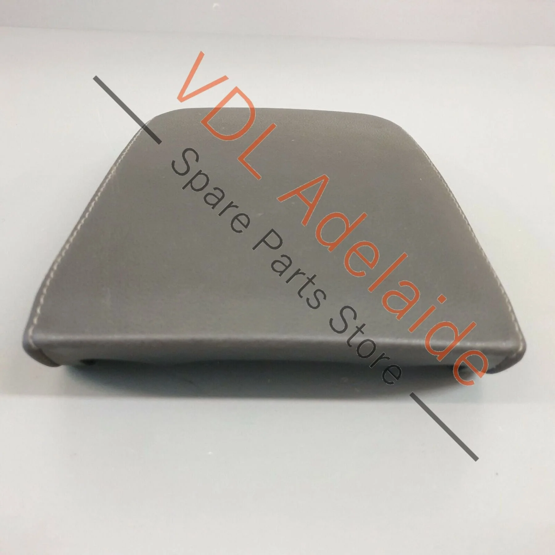 VW Golf MK7 Wagon Centre Console Armrest Cover Titan Black / Swing Leatherette - Image 6