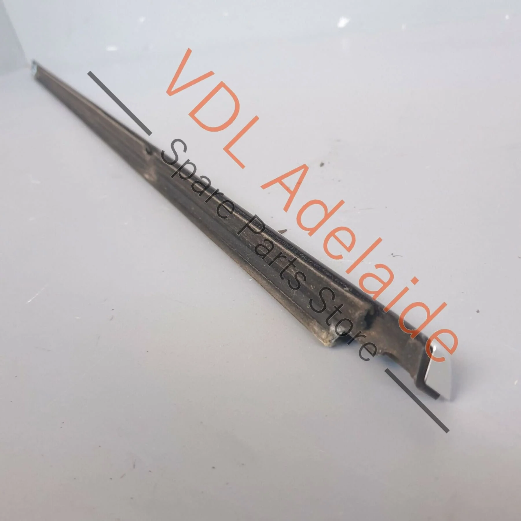 VW Tiguan MQB Mk2 Exterior Window Slot Weather Strip Seal Chrome Rear Right Door - Image 5