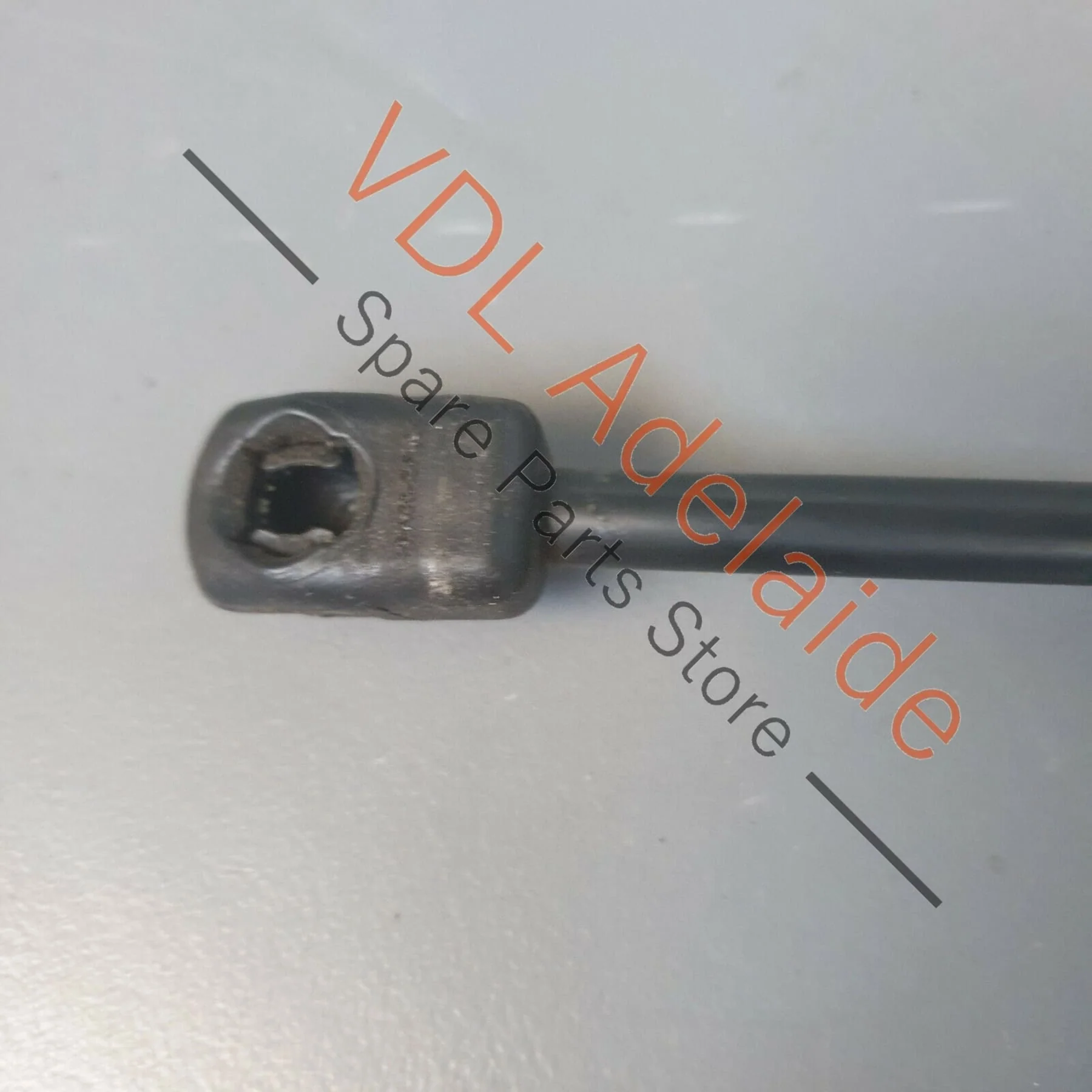 `VW Tiguan MQB Mk2 Bonnet Lift Gas Filled Strut Prop 5NA823359A - Image 6