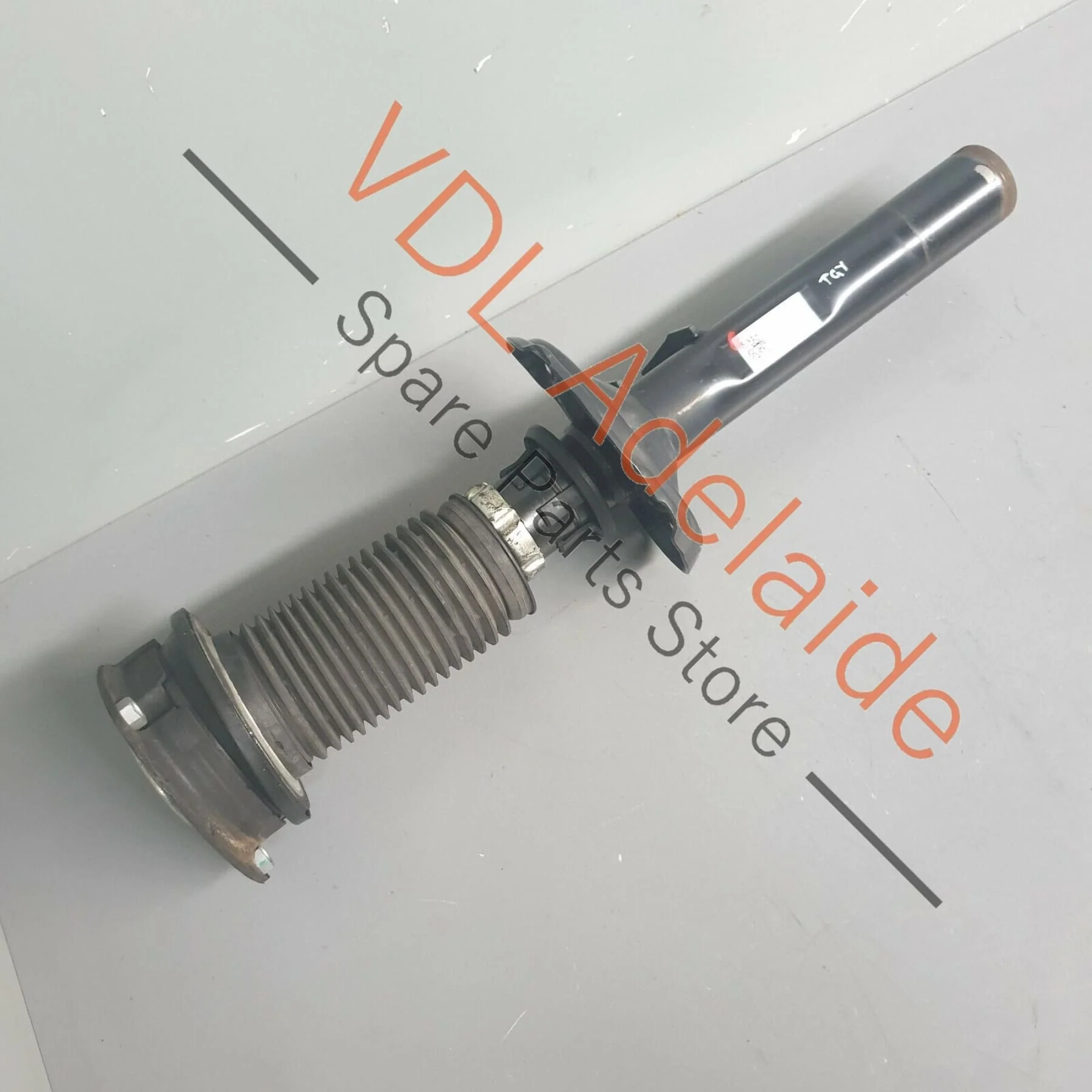 VW Golf MK7 Front Shock Absorber Strut Suits Left or Right 5Q0413023FK