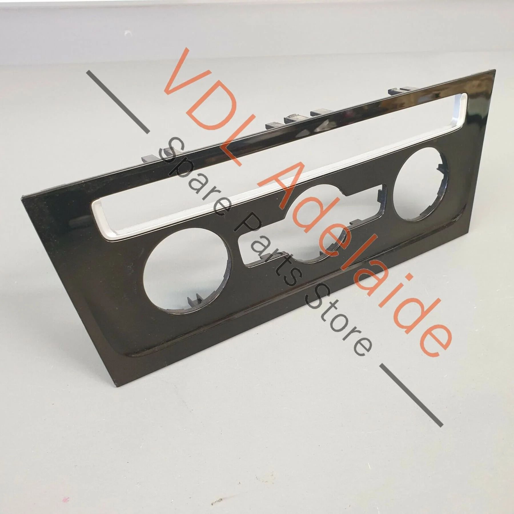 VW Golf MK7 Interior Dash Trim for Fresh Air and Heater Controls RHD 5G2863042C