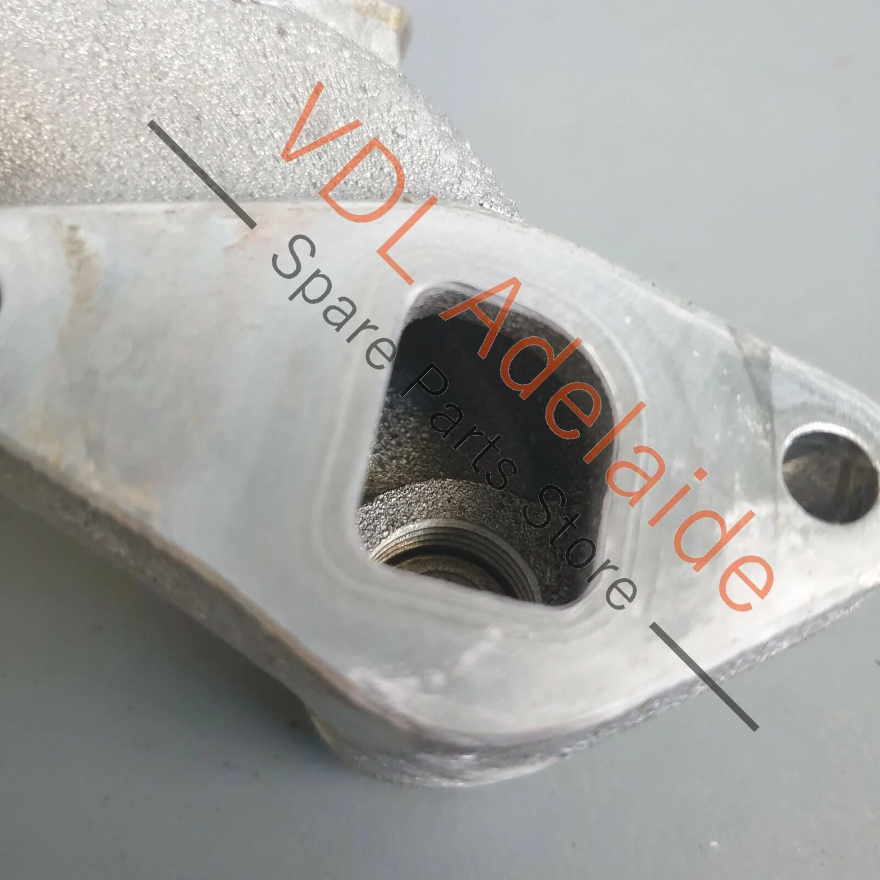 Porsche Macan 95B Coolant Distributor Water Manifold Pipe Aluminium 94810606176 - Image 4