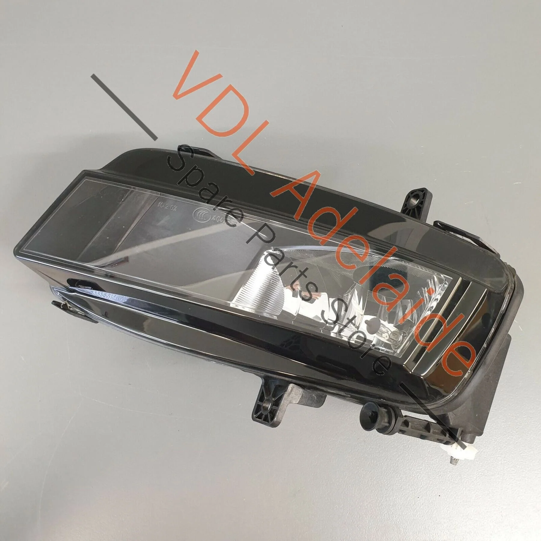 VW Golf MK7 Wagon Left Halogen Fog Light With Static Cornering Light 5G0941661D
